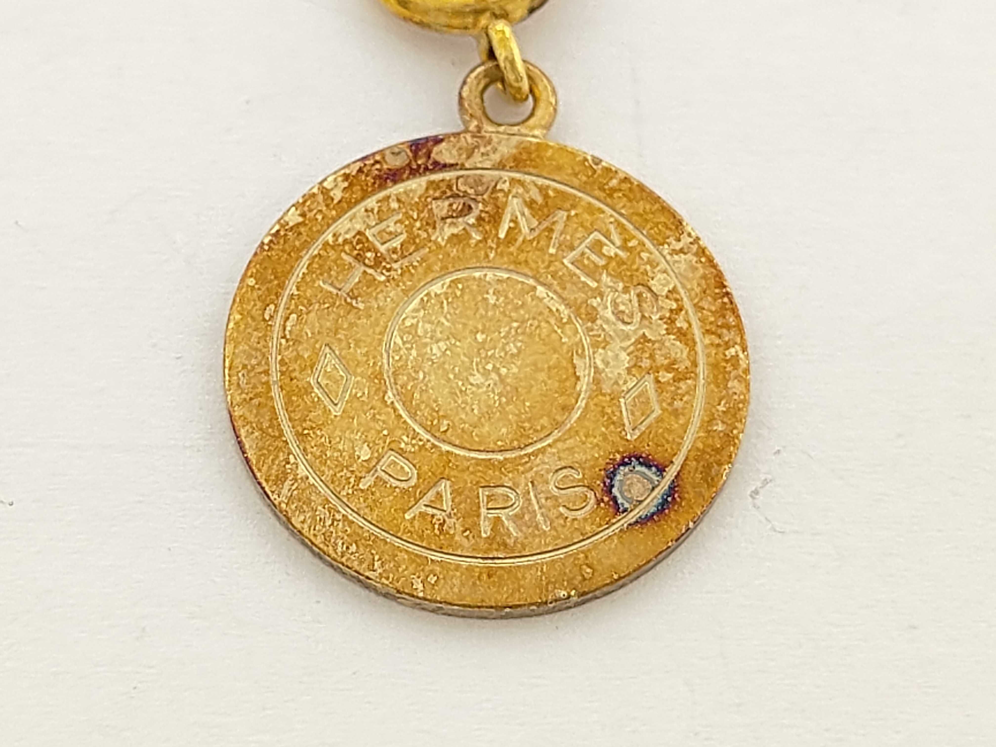 charm — view 2