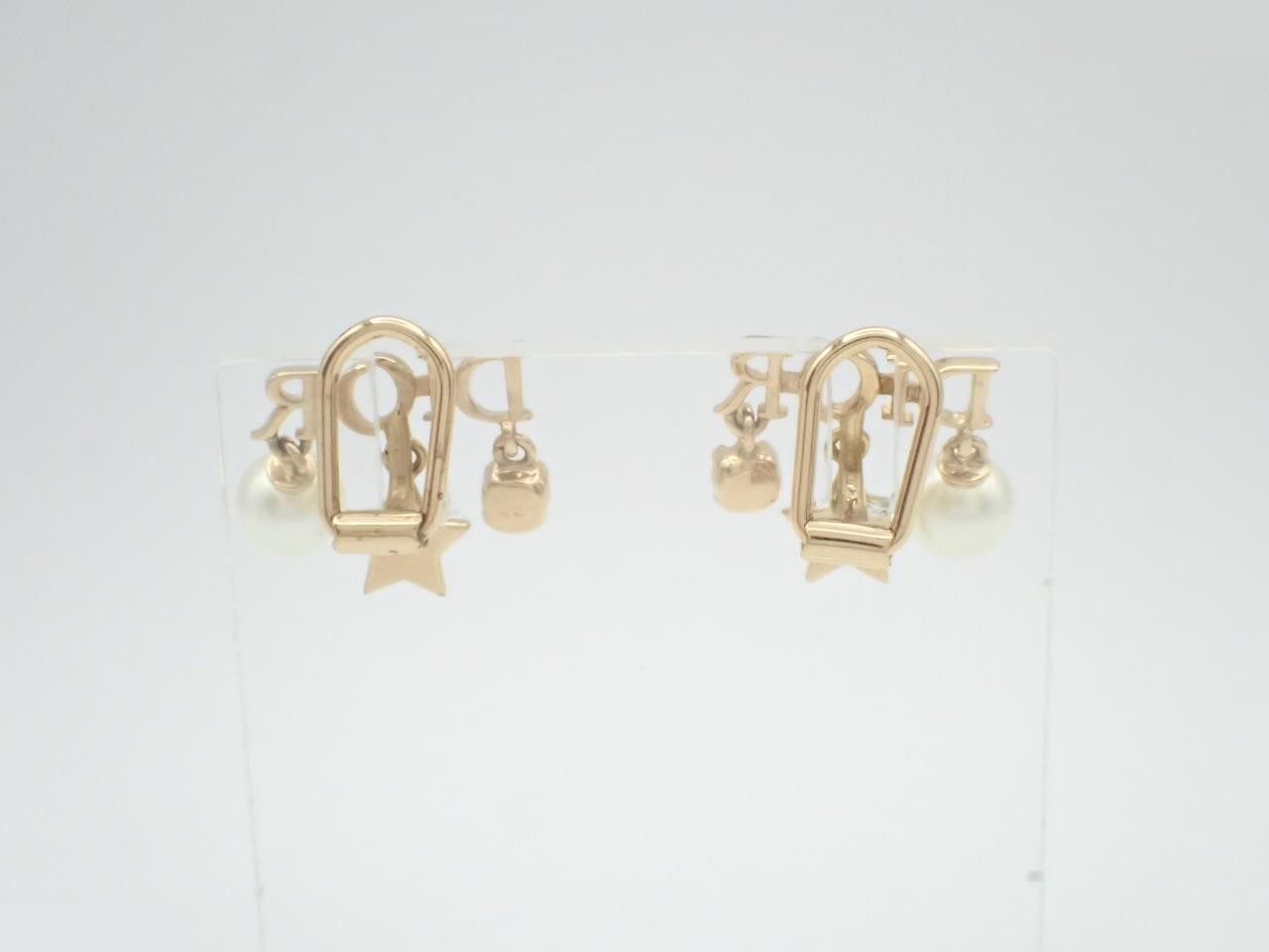 gold — view 2