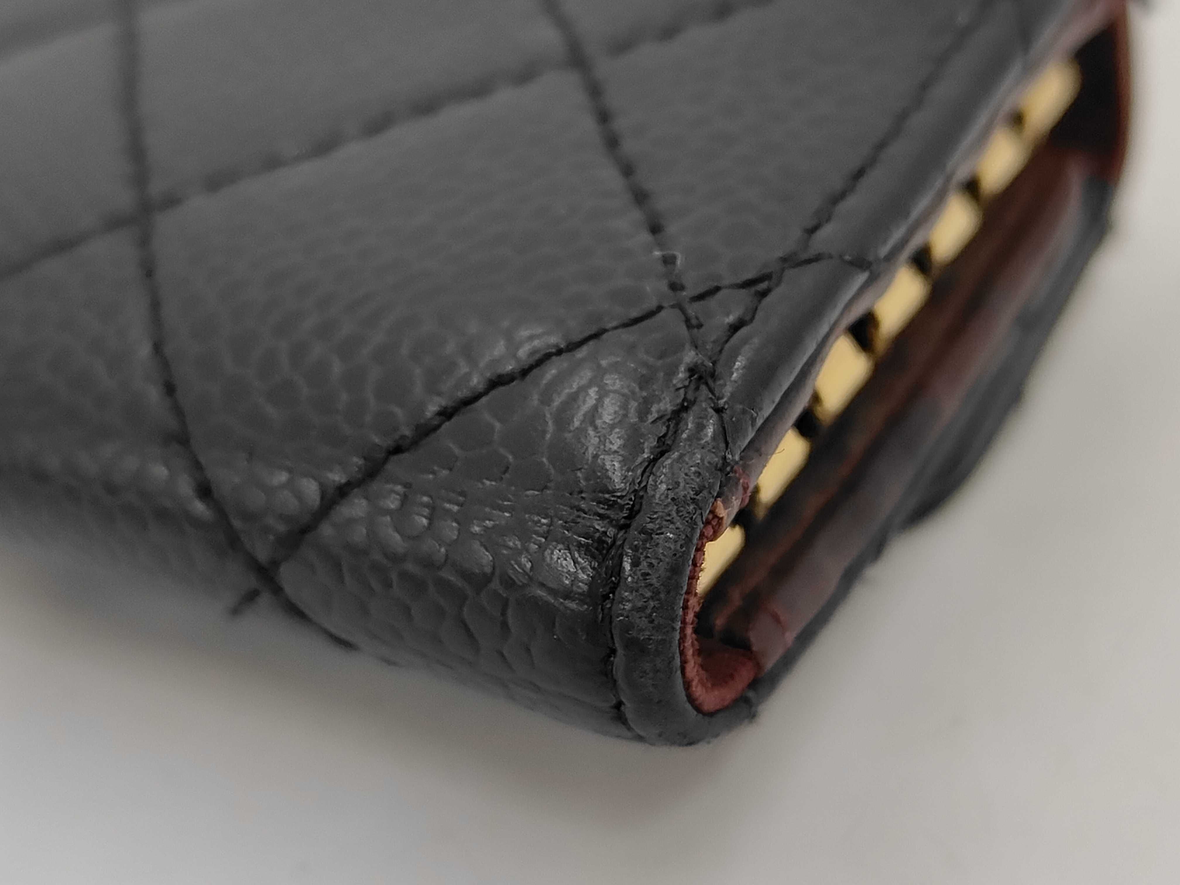 Matelassé 6-Key Case, Caviar Leather, Gold Hardware, Black, 21979903 (Key Case/Key Holder) — view 7