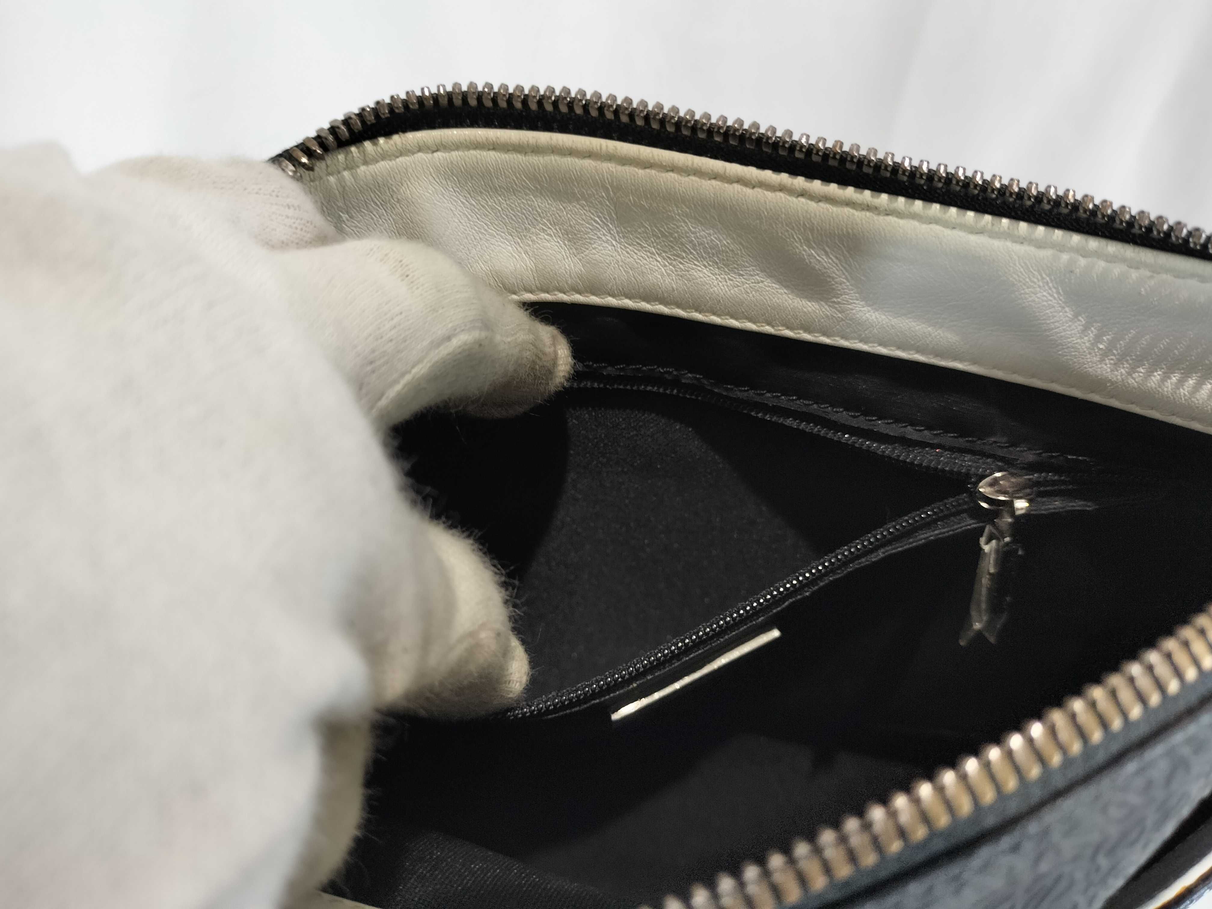 Repeat Anagram Shoulder Bag — view 11