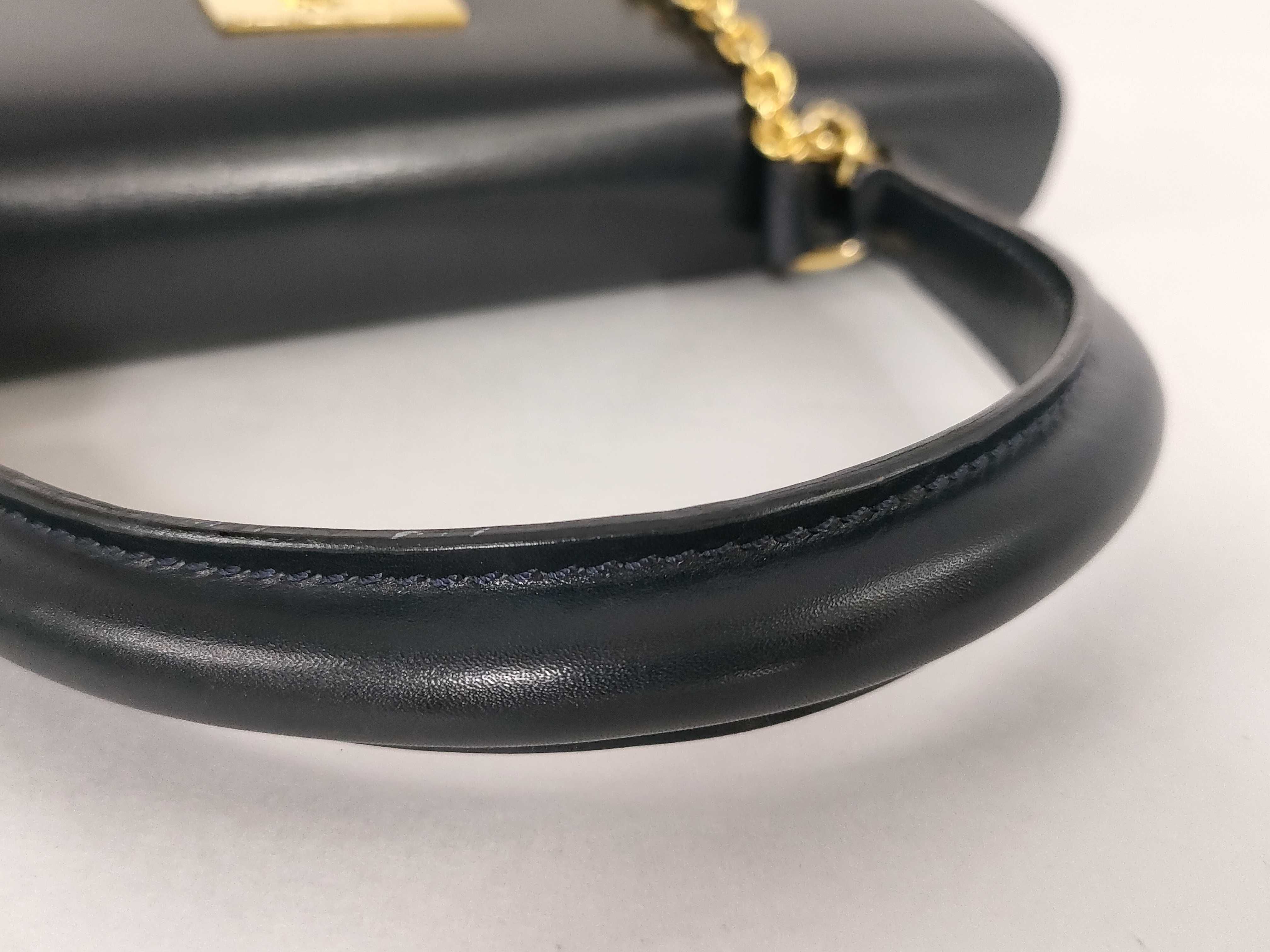 handbag — view 4