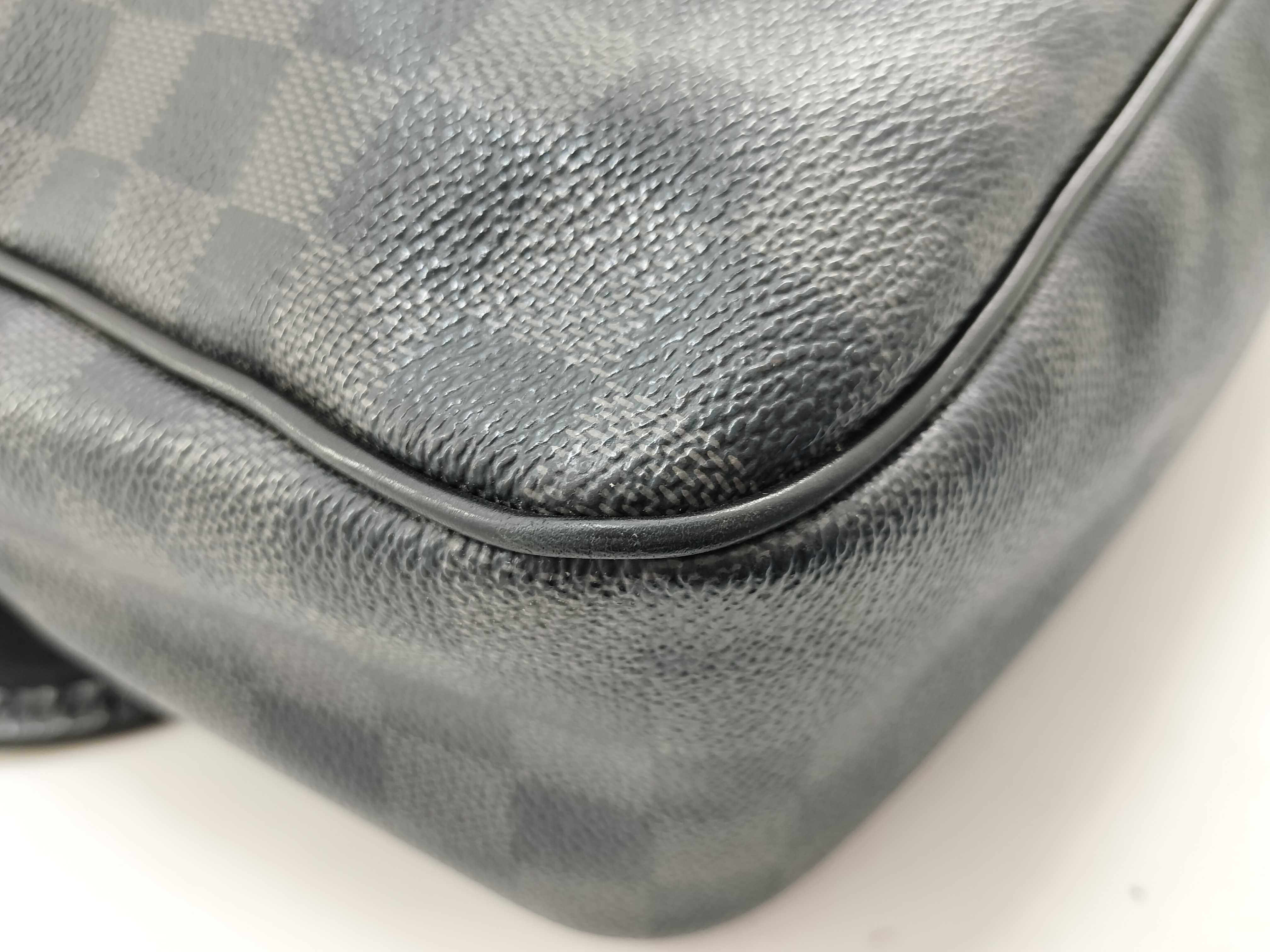 Damier Graphite Daniel GM Shoulder Bag — view 9