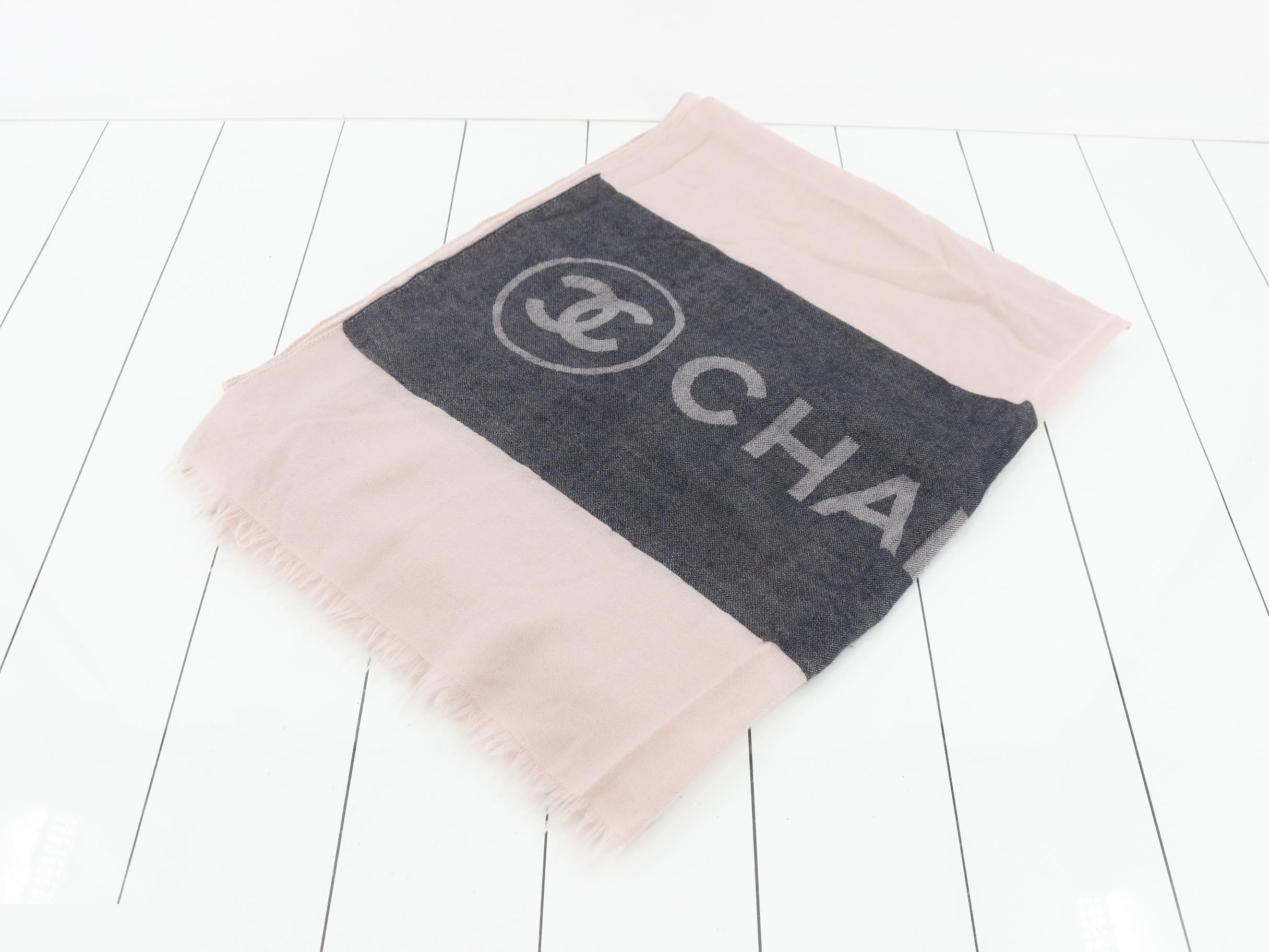 Other lines: Small items, accessories, shawls, cashmere