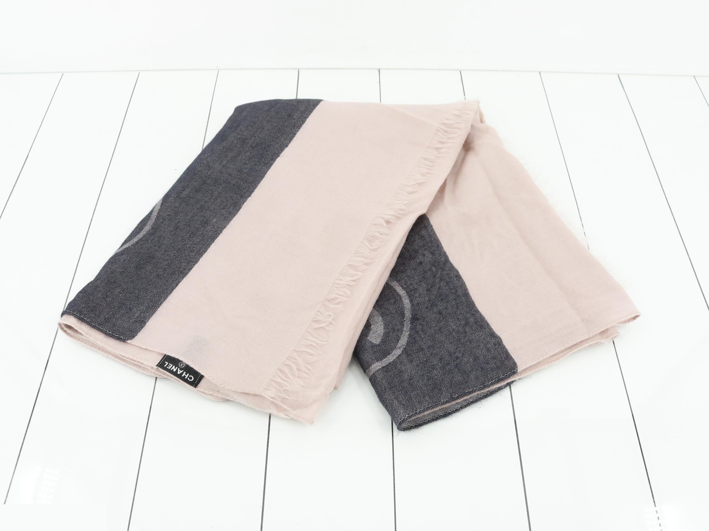 Other lines: Small items, accessories, shawls, cashmere — view 2