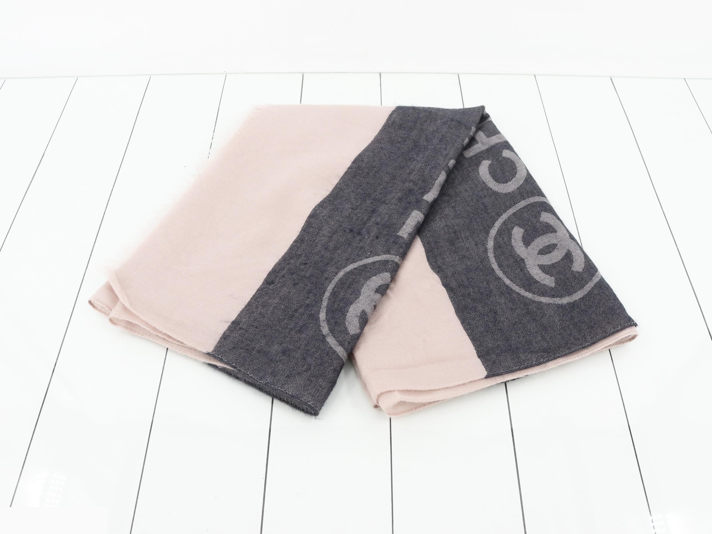 Other lines: Small items, accessories, shawls, cashmere — view 3