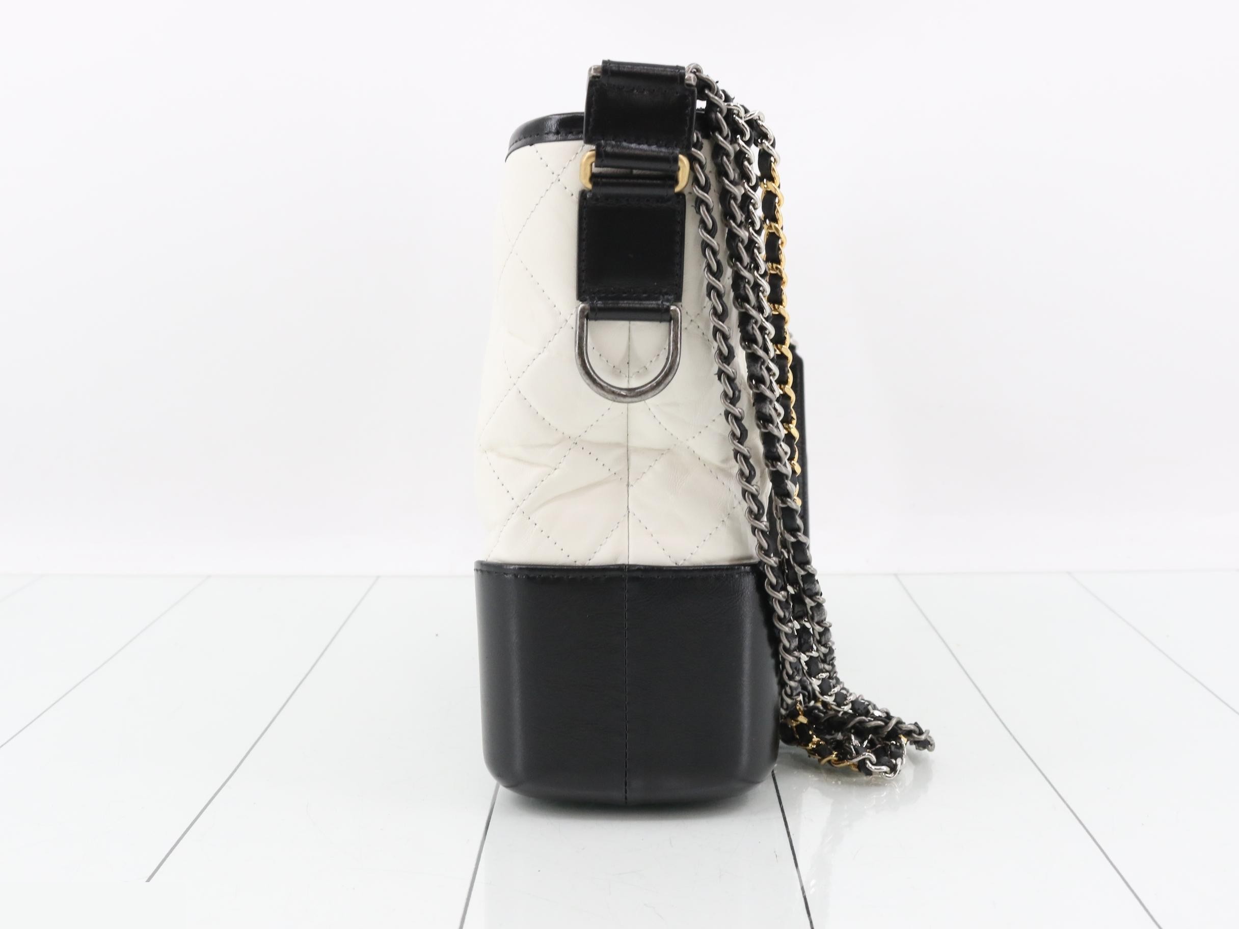 Gabrielle de Chanel 26 Hobo Bag, Calfskin — view 4