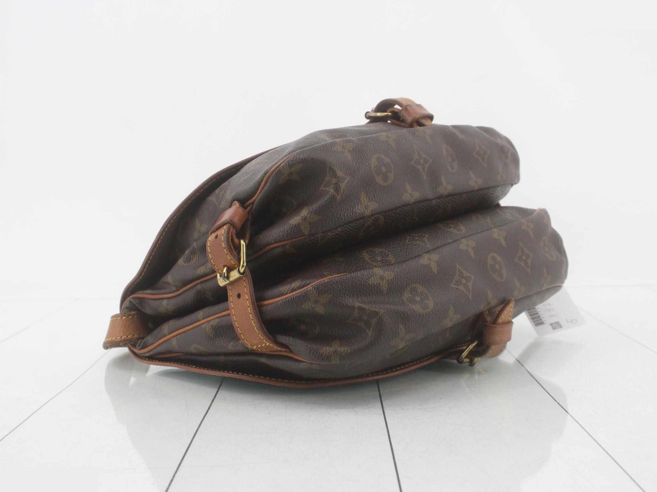 Monogram Saumur 30 Shoulder Bag — view 5