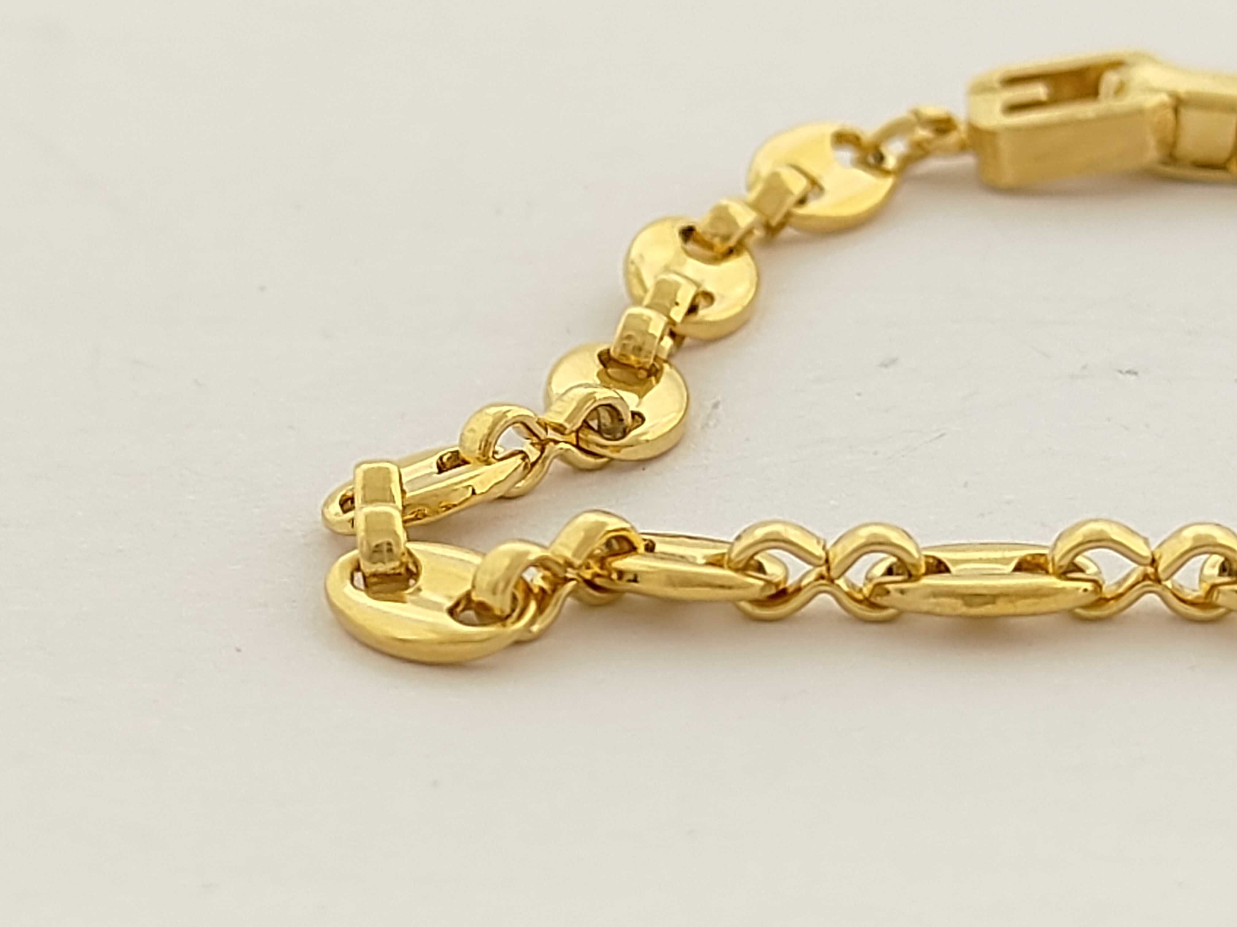 Gold Bracelet Bracelet/Bangle — view 8