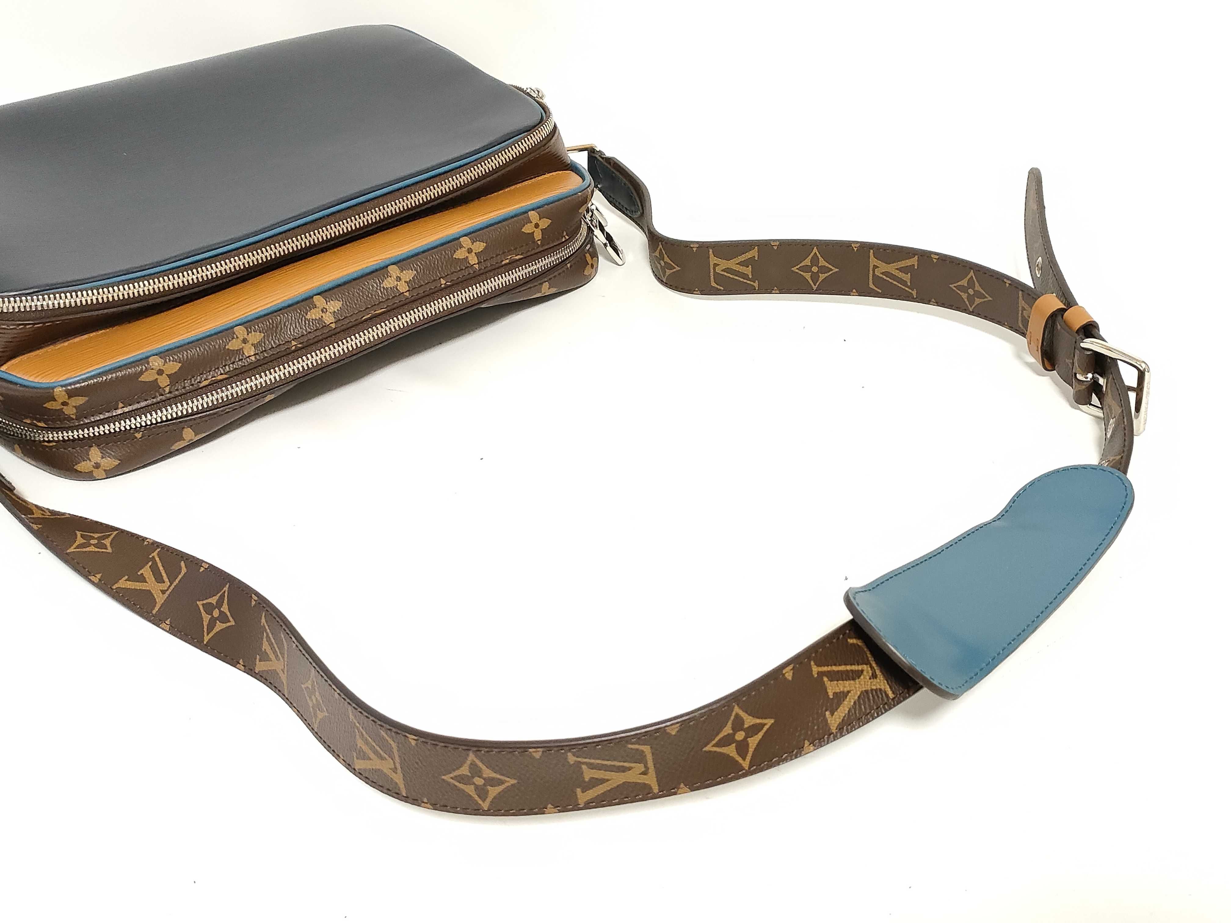 Monogram HK- M51465 RI2178 Monogram Nil Slim Shoulder Bag — view 3