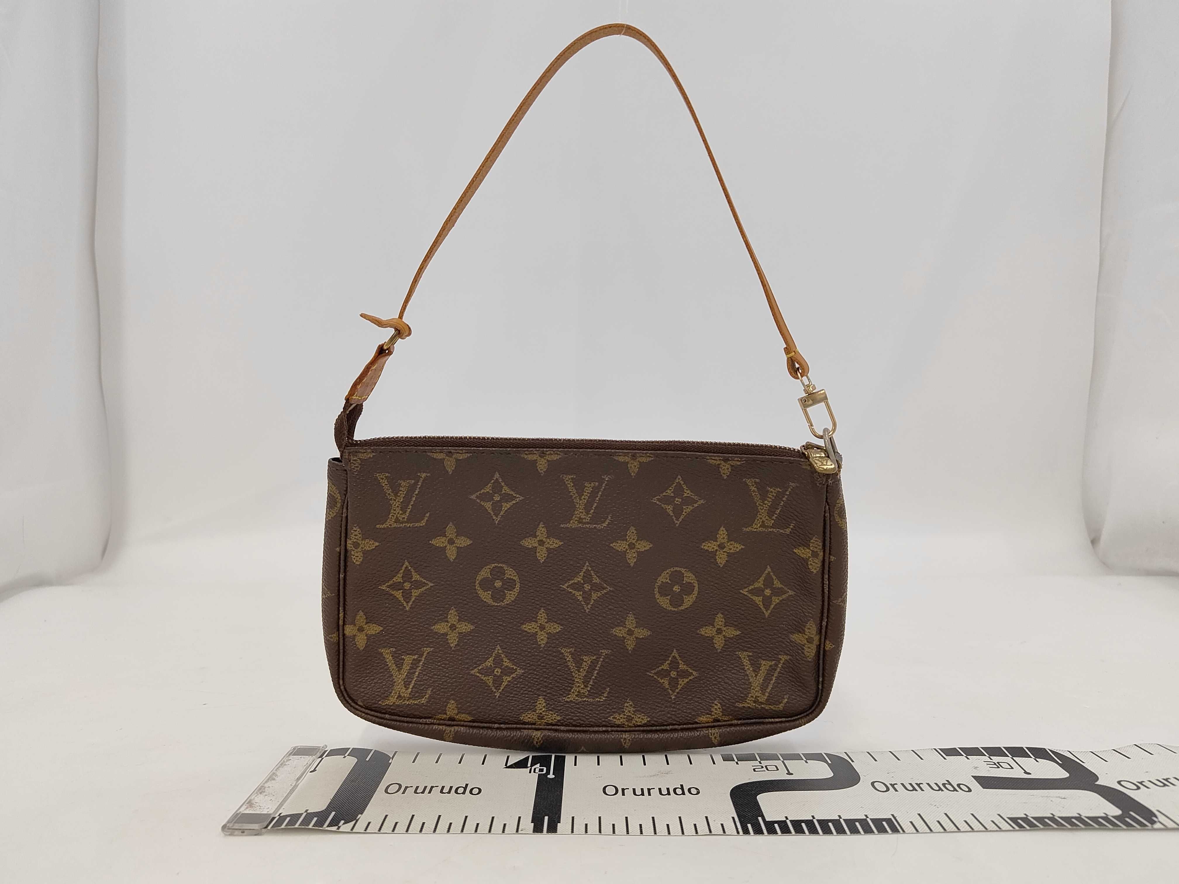 Monogram Accessoires VI1011 Shoulder Bag — view 2