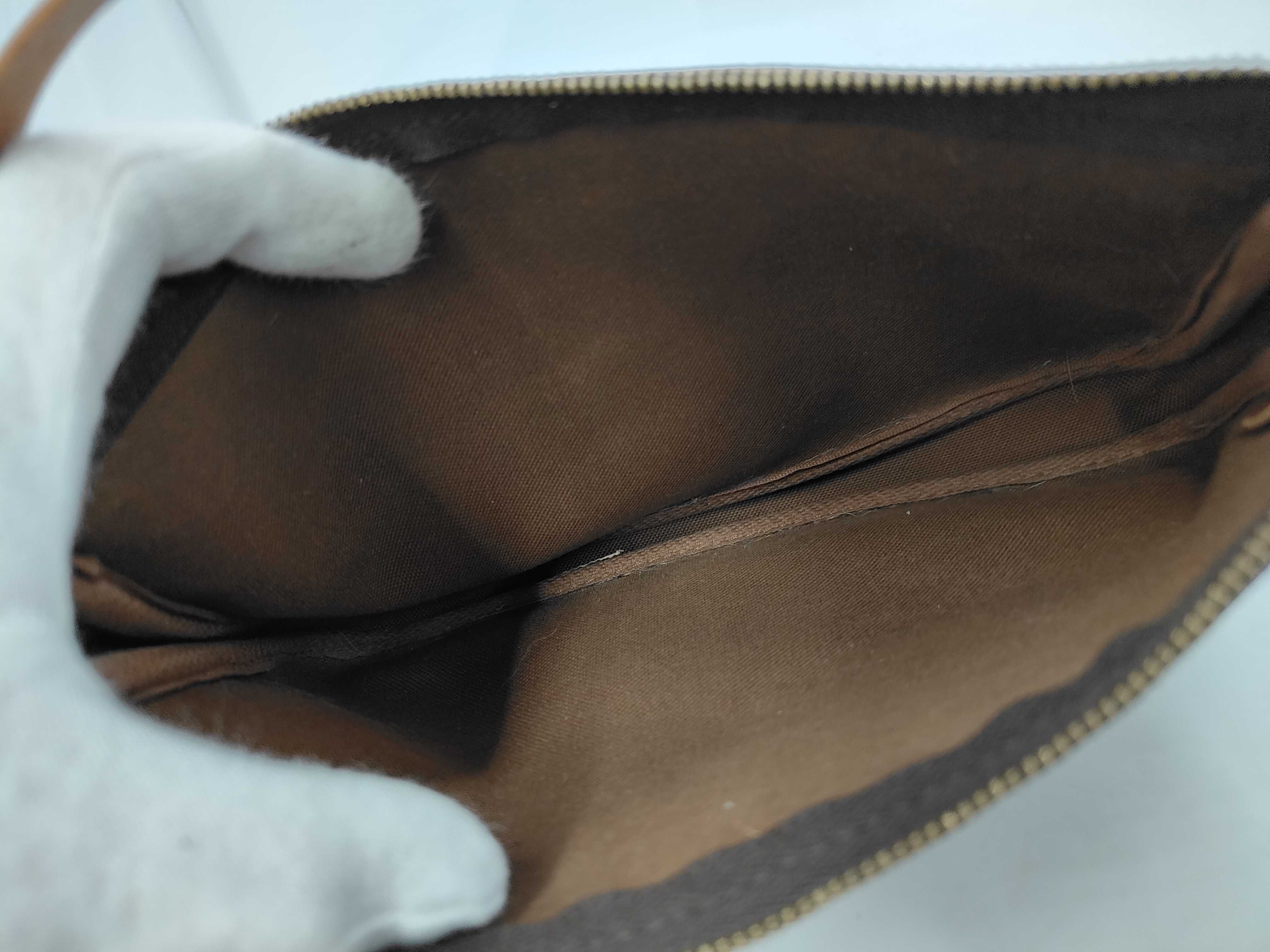 Monogram Accessoires VI1011 Shoulder Bag — view 8