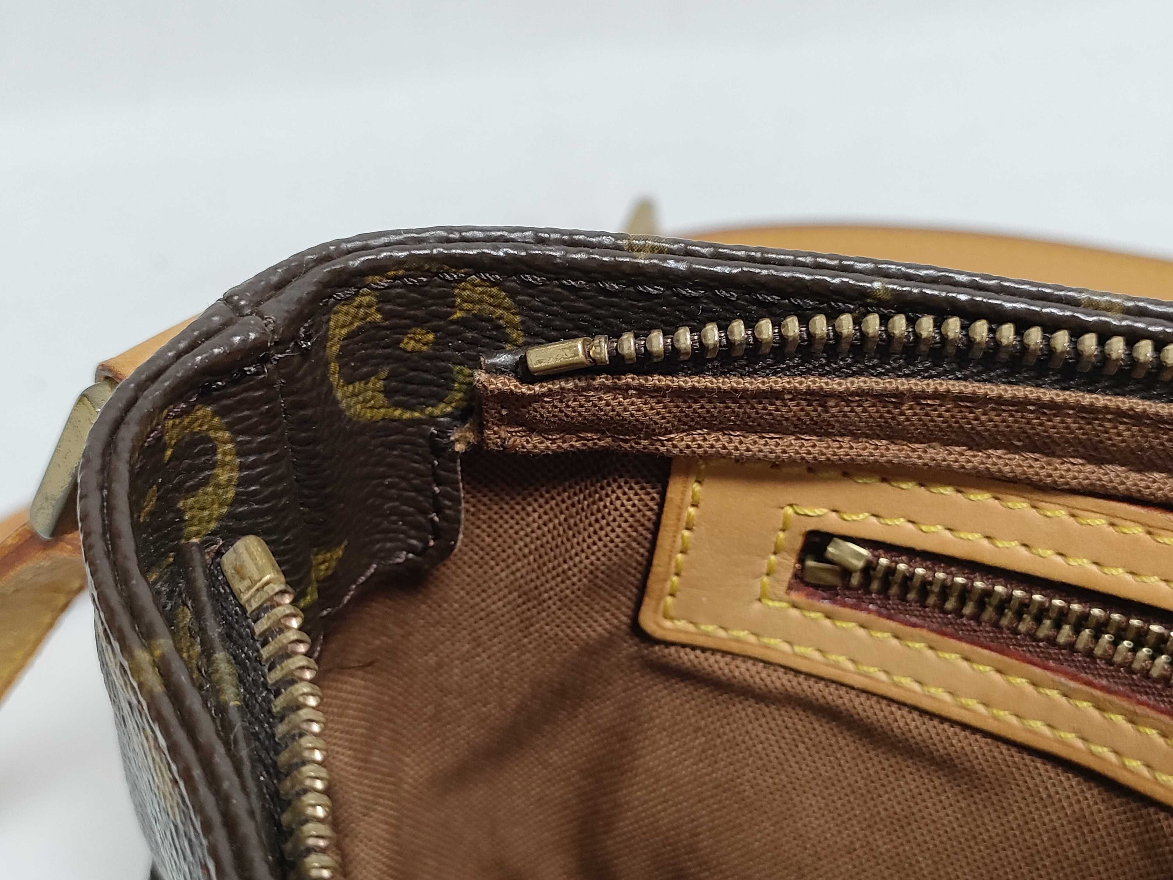 Monogram M51240 Trotteur Shoulder Bag — view 11
