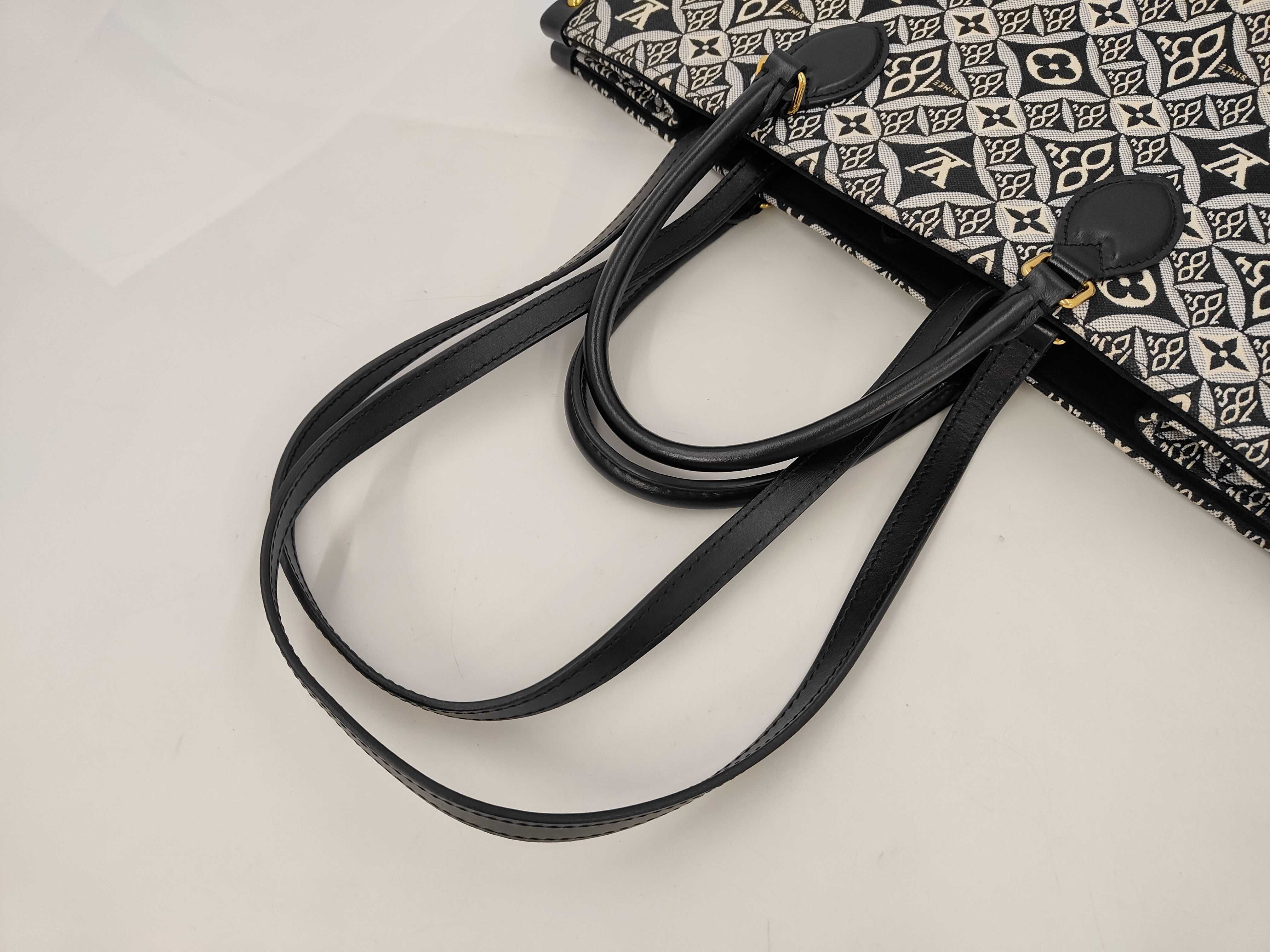 Onzago-1854 Tote Bag — view 5