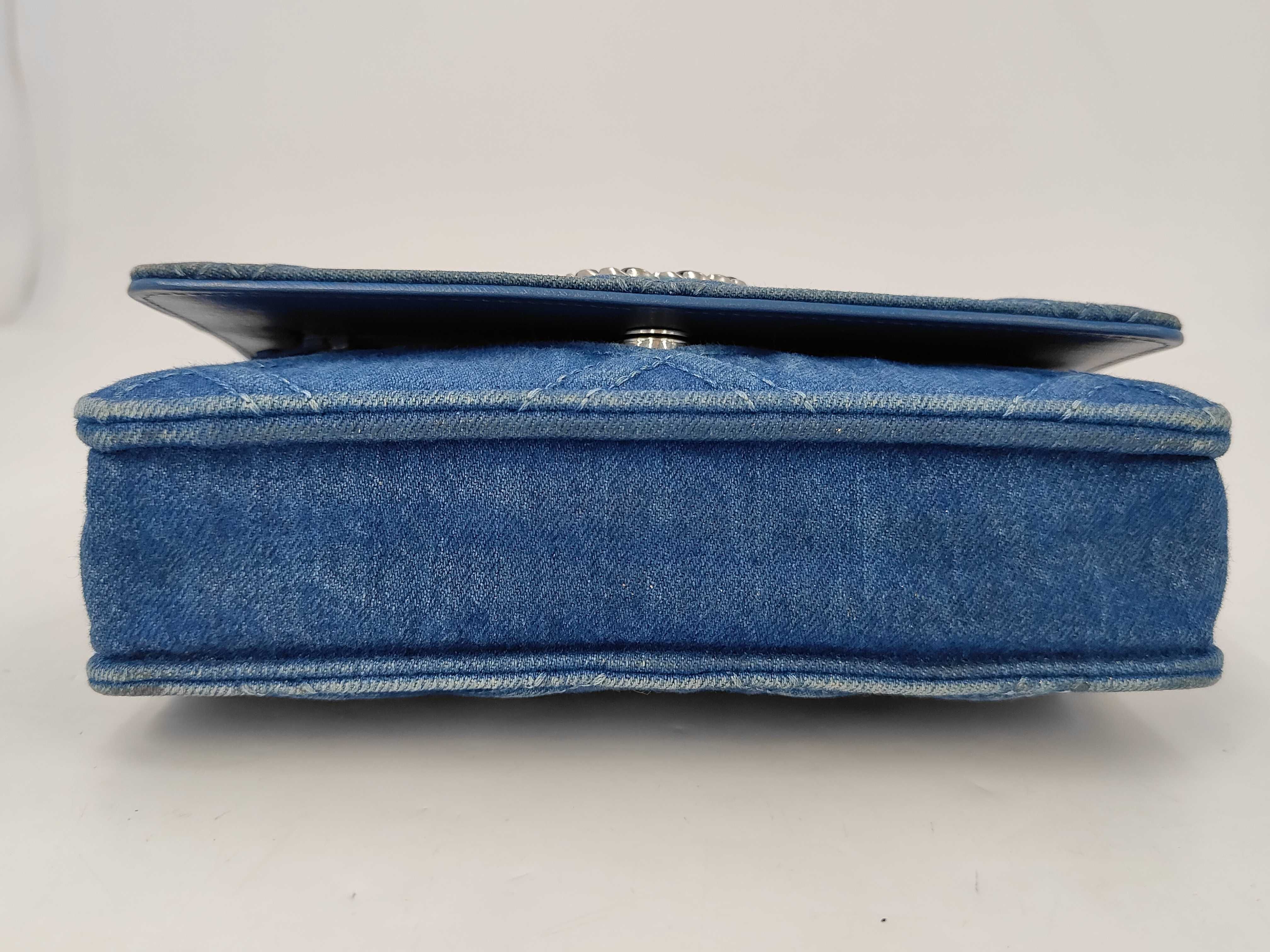 19 Denim Serial Plate Chain Wallet Blue Shoulder Bag — view 4