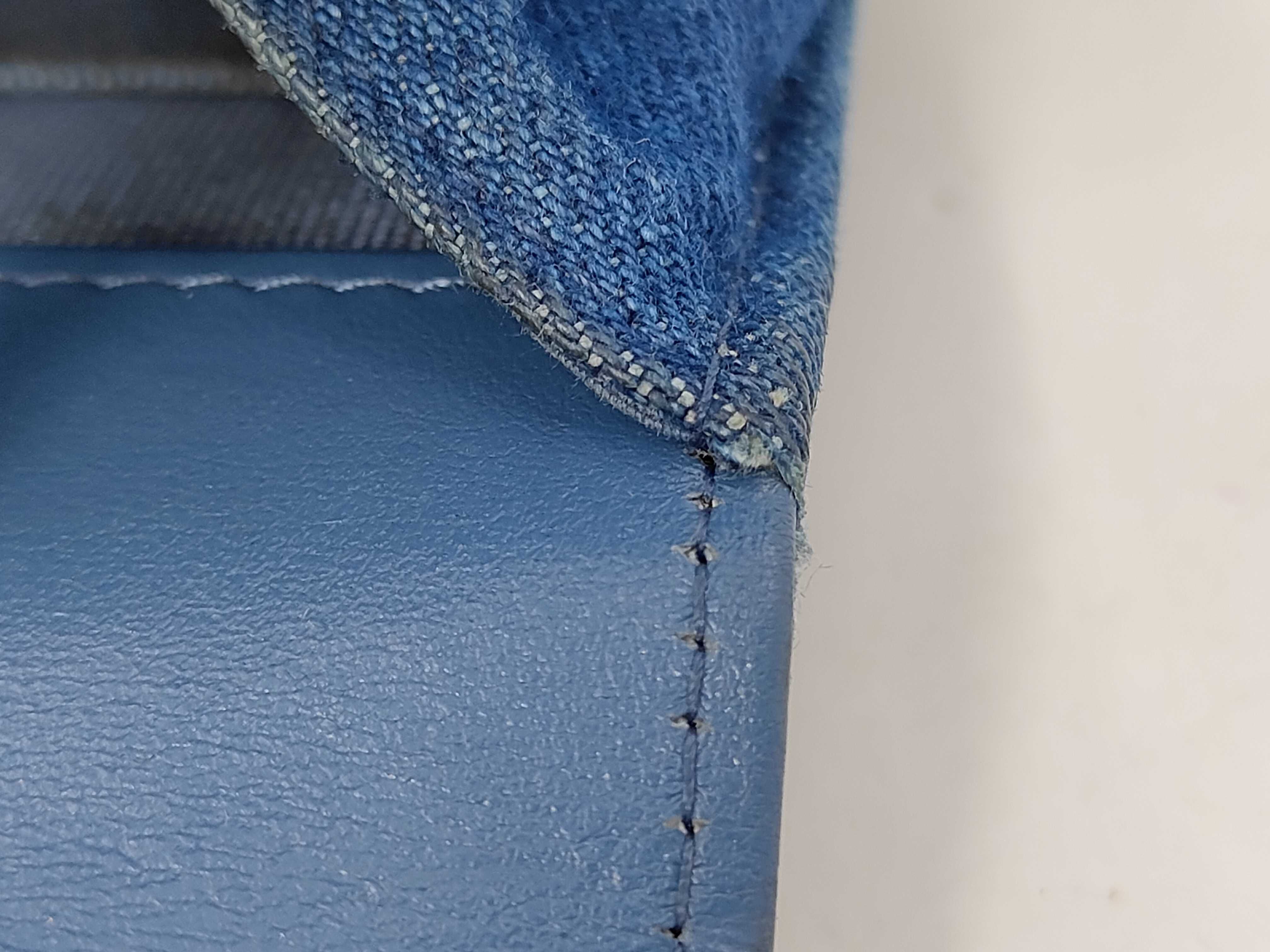 19 Denim Serial Plate Chain Wallet Blue Shoulder Bag — view 10