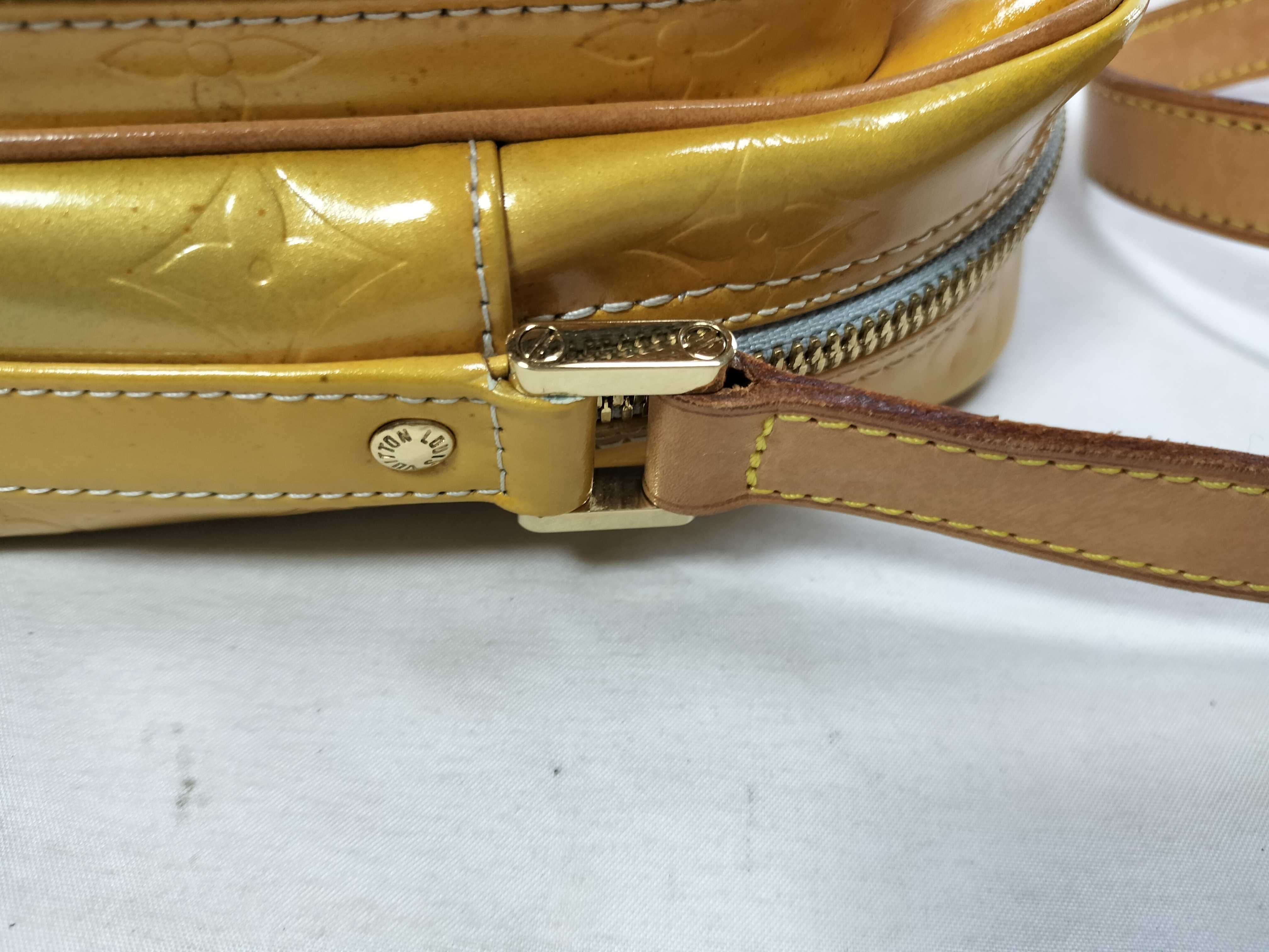 Vernis Worcester Shoulder Bag — view 4