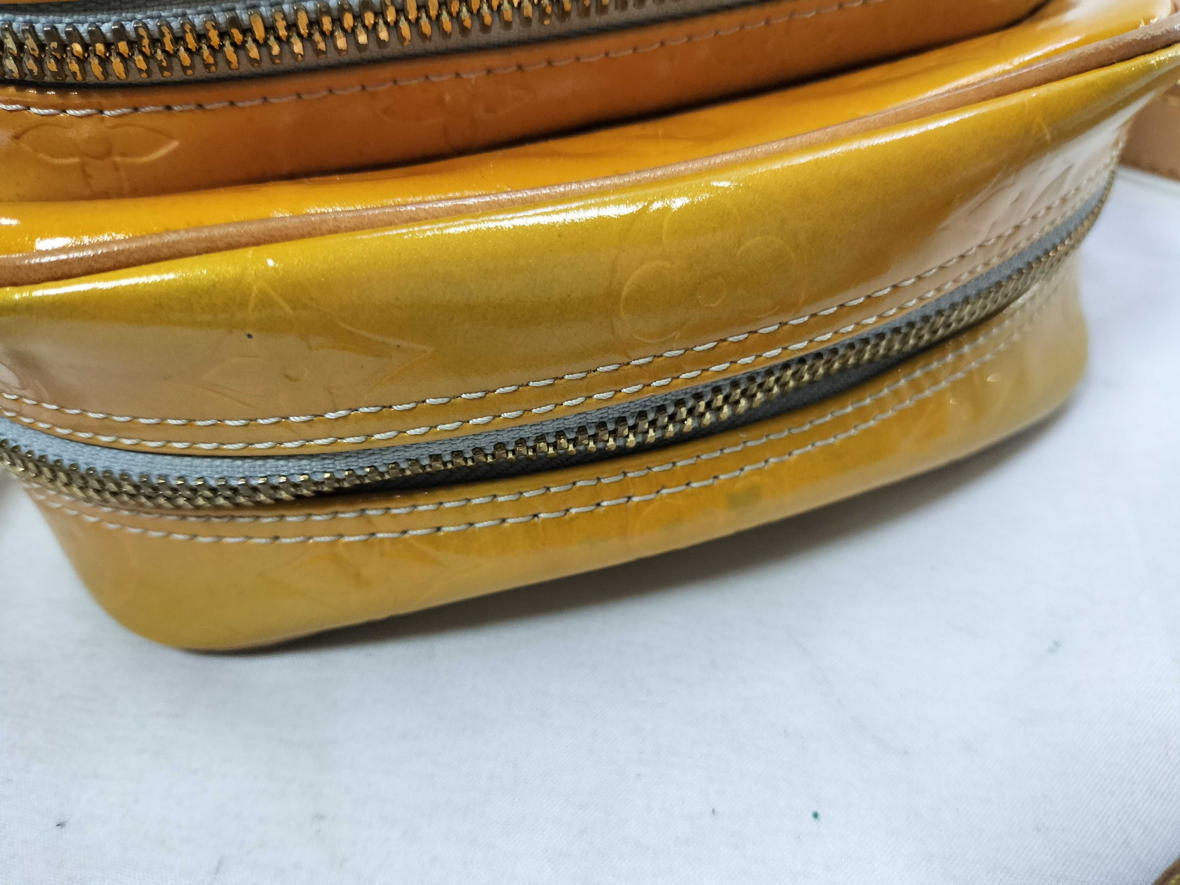 Vernis Worcester Shoulder Bag — view 7