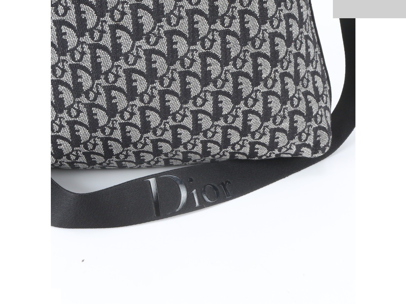 Trotter BO B0092 Leather Shoulder Bag (Crossbody) — view 2