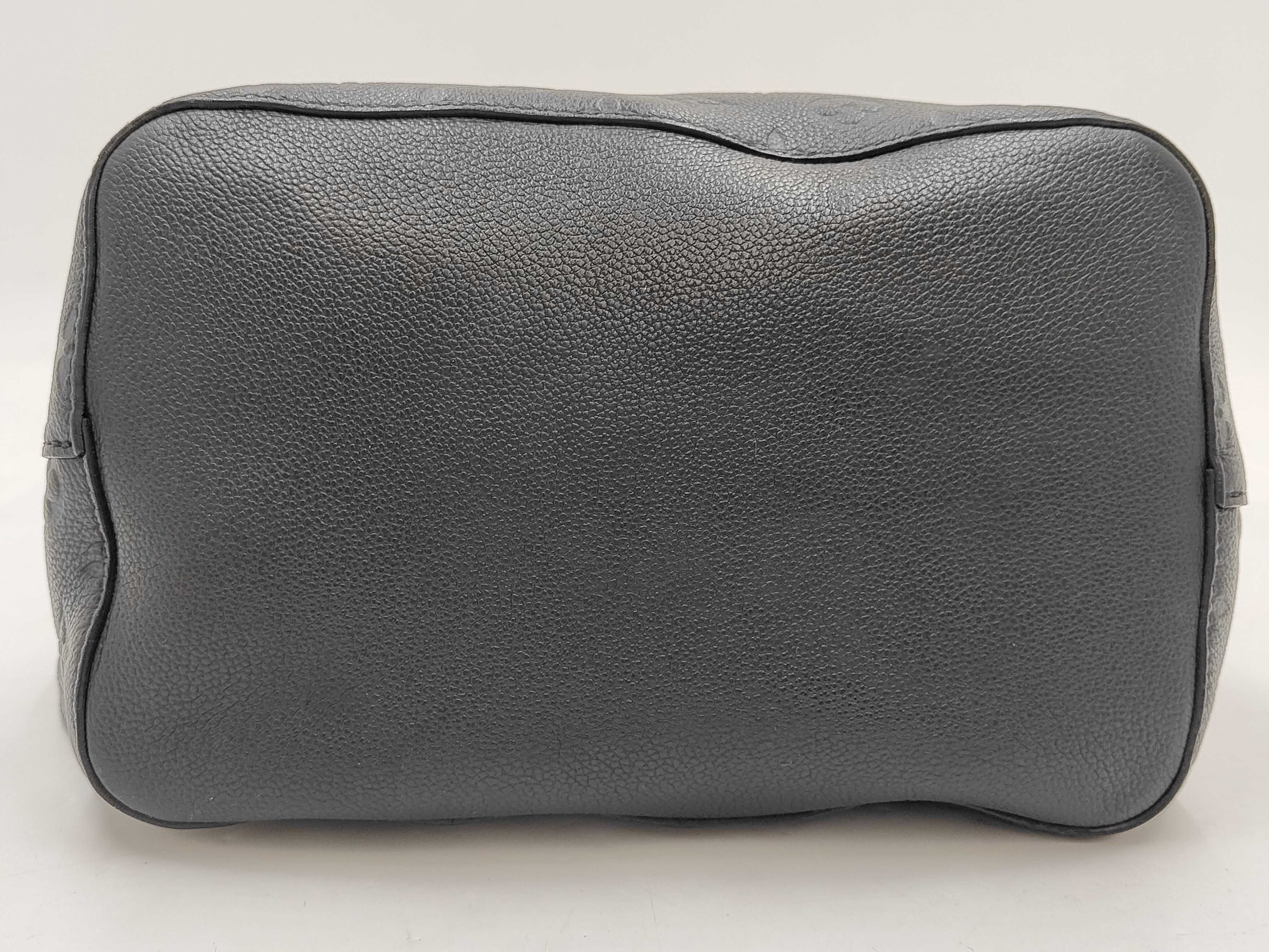 M45256 Monogram Empreinte Neo Noe Noir Shoulder Bag Tote Bag — view 6