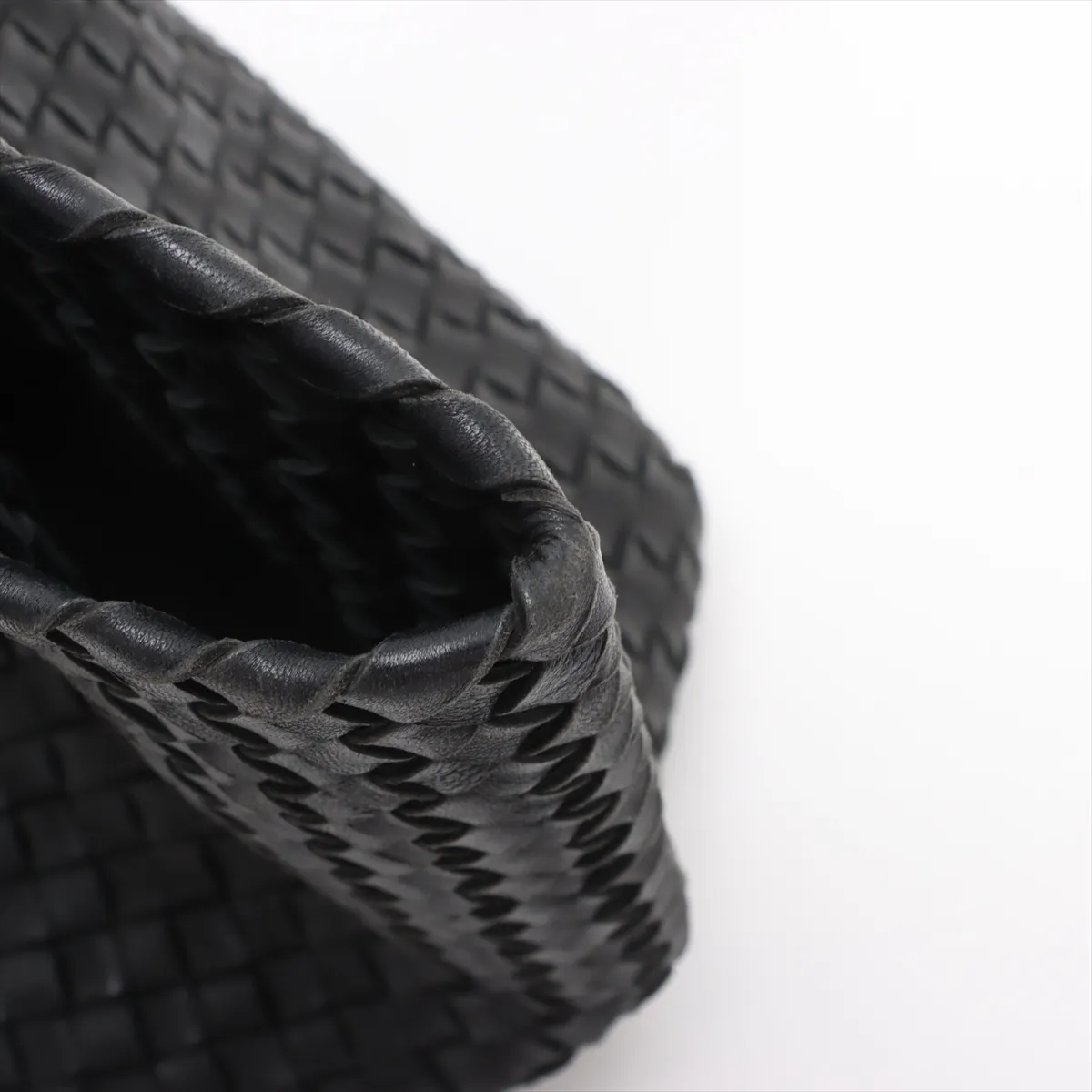 Intrecciato Cava PM Leather Tote Bag Black — view 14