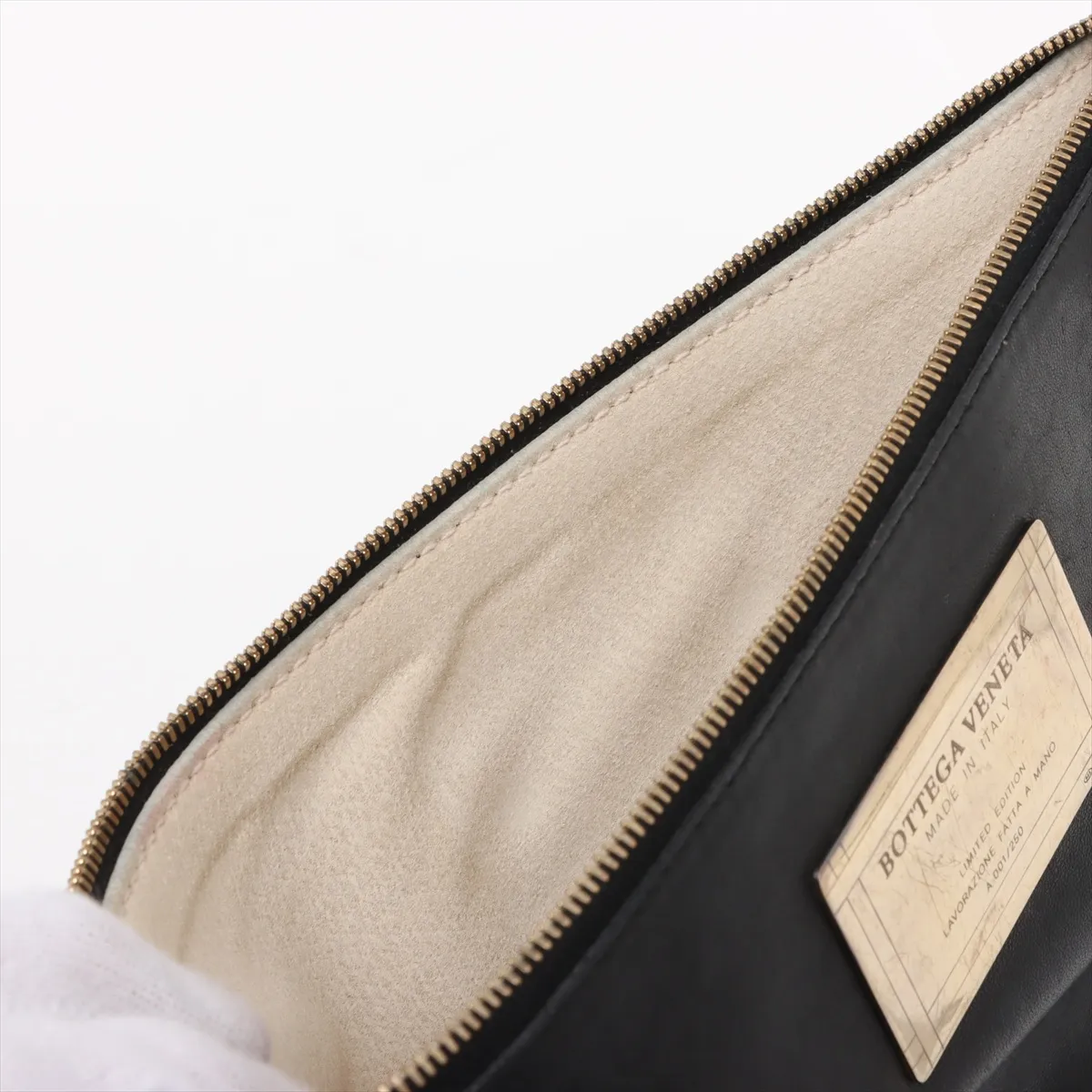 Intrecciato Cava PM Leather Tote Bag Black — view 10