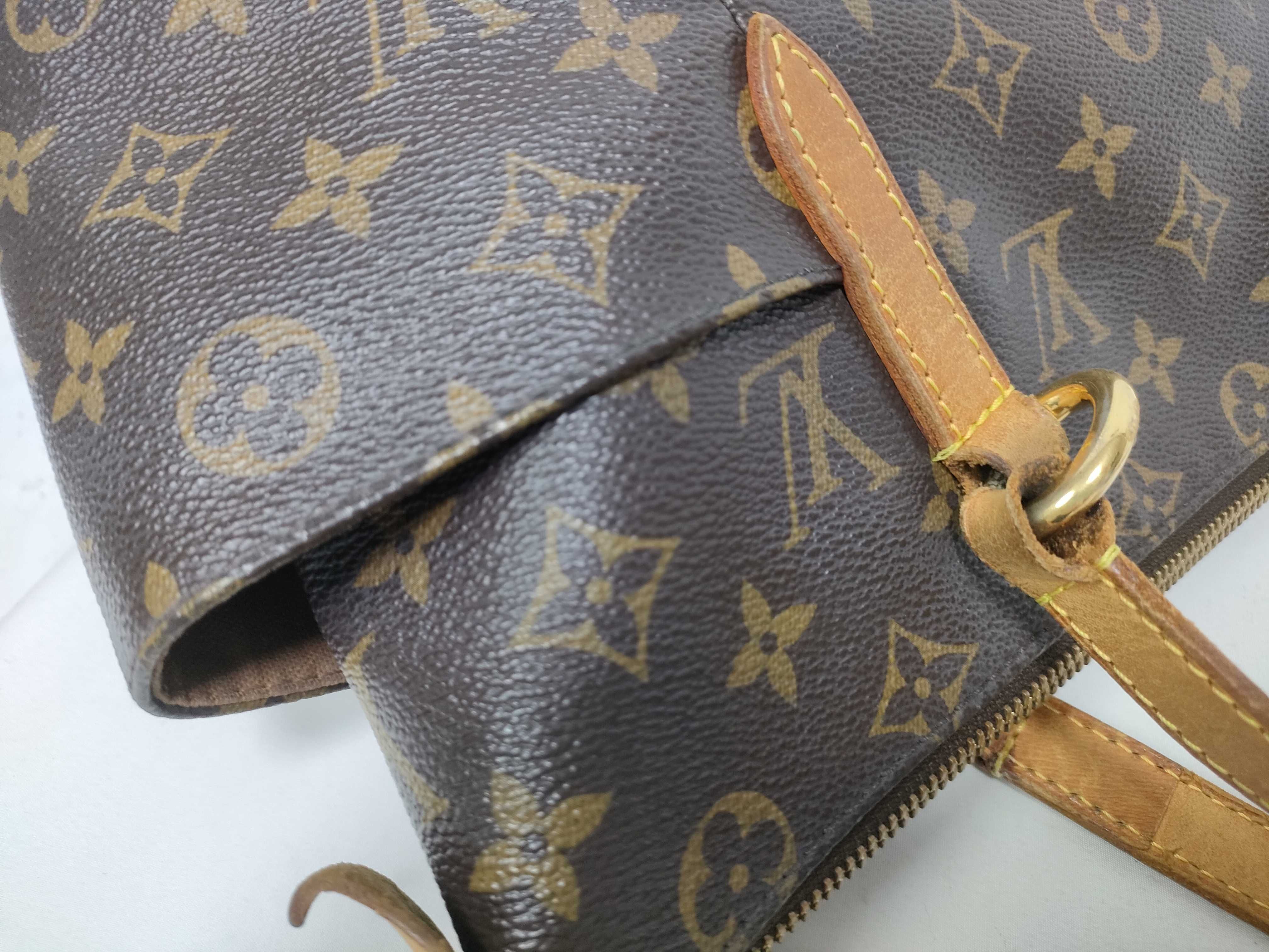 Monogram Louis Vuitton Monogram Totally PM M56688 Tote Bag — view 15