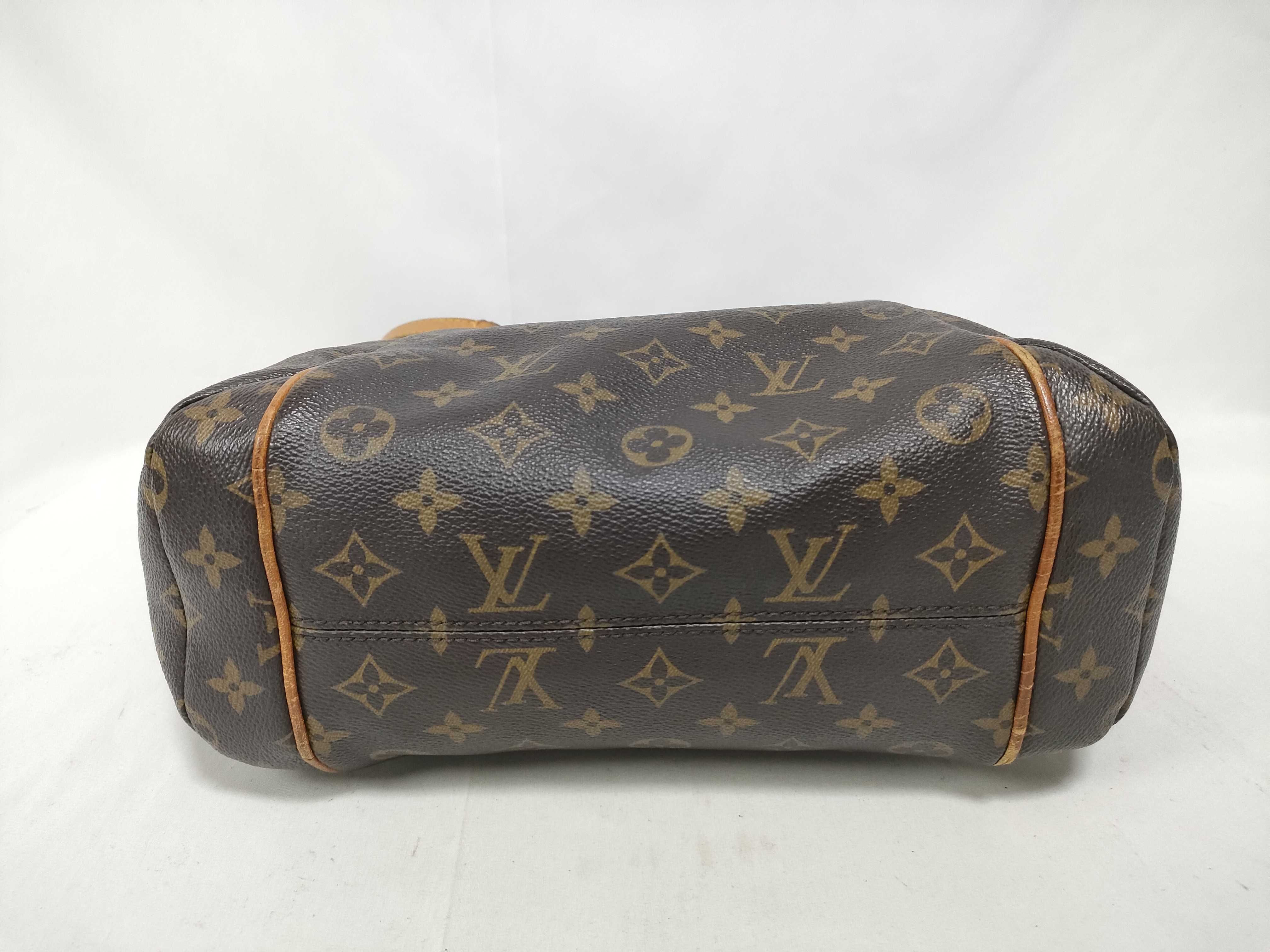 Monogram Louis Vuitton Monogram Totally PM M56688 Tote Bag — view 3
