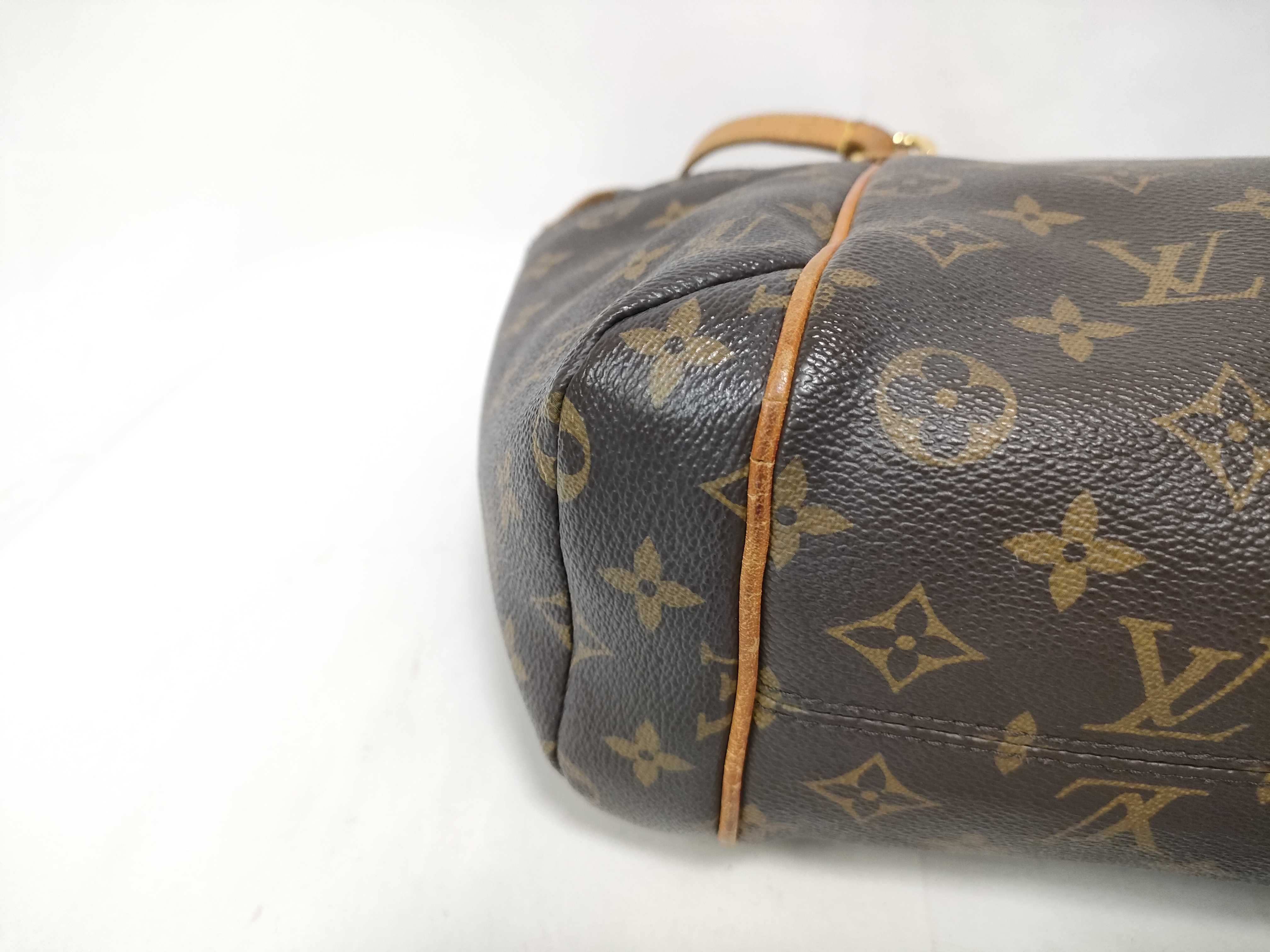 Monogram Louis Vuitton Monogram Totally PM M56688 Tote Bag — view 5