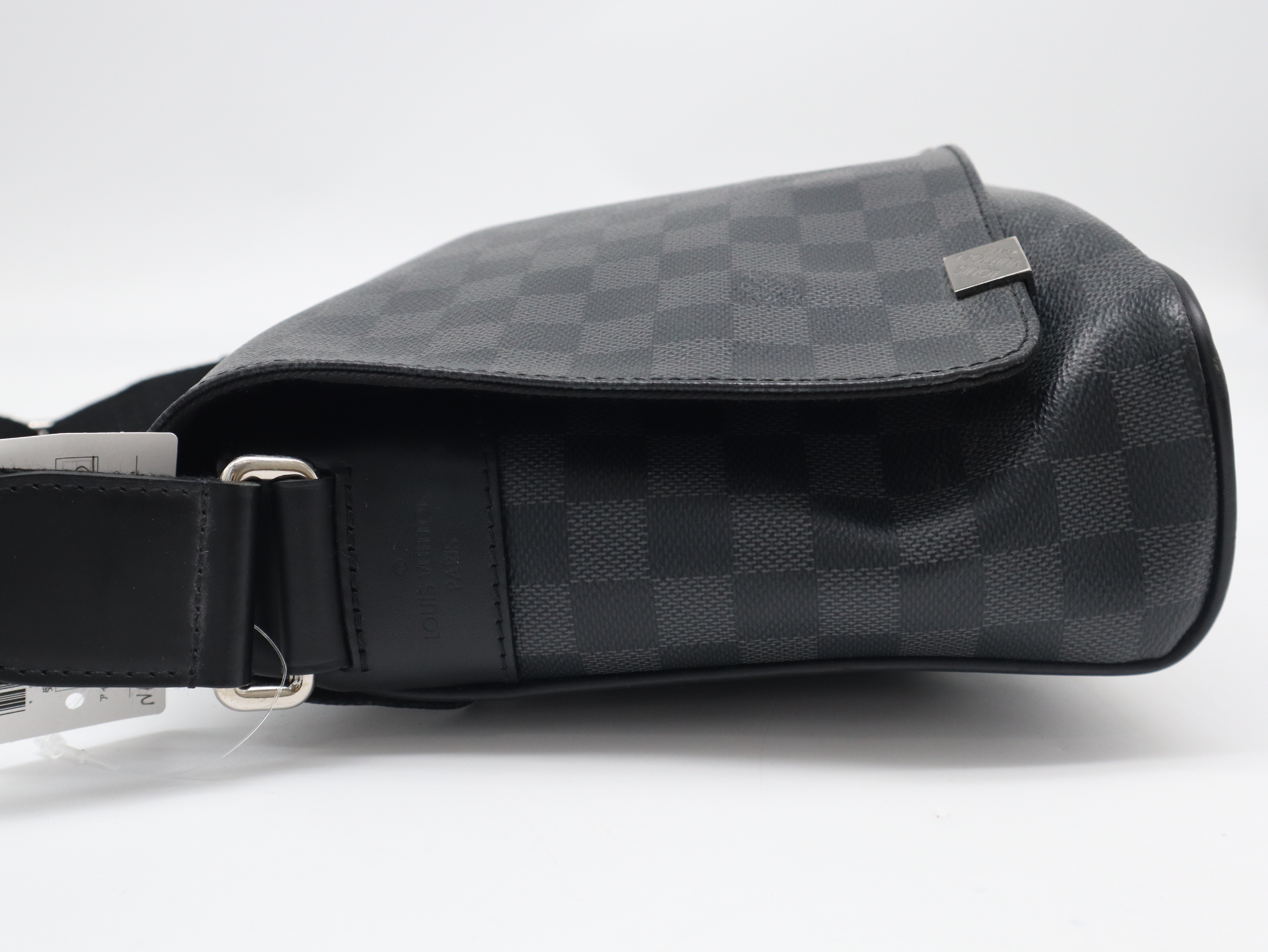 N41028 Damier Graphite District PM NM Shoulder Bag — view 3