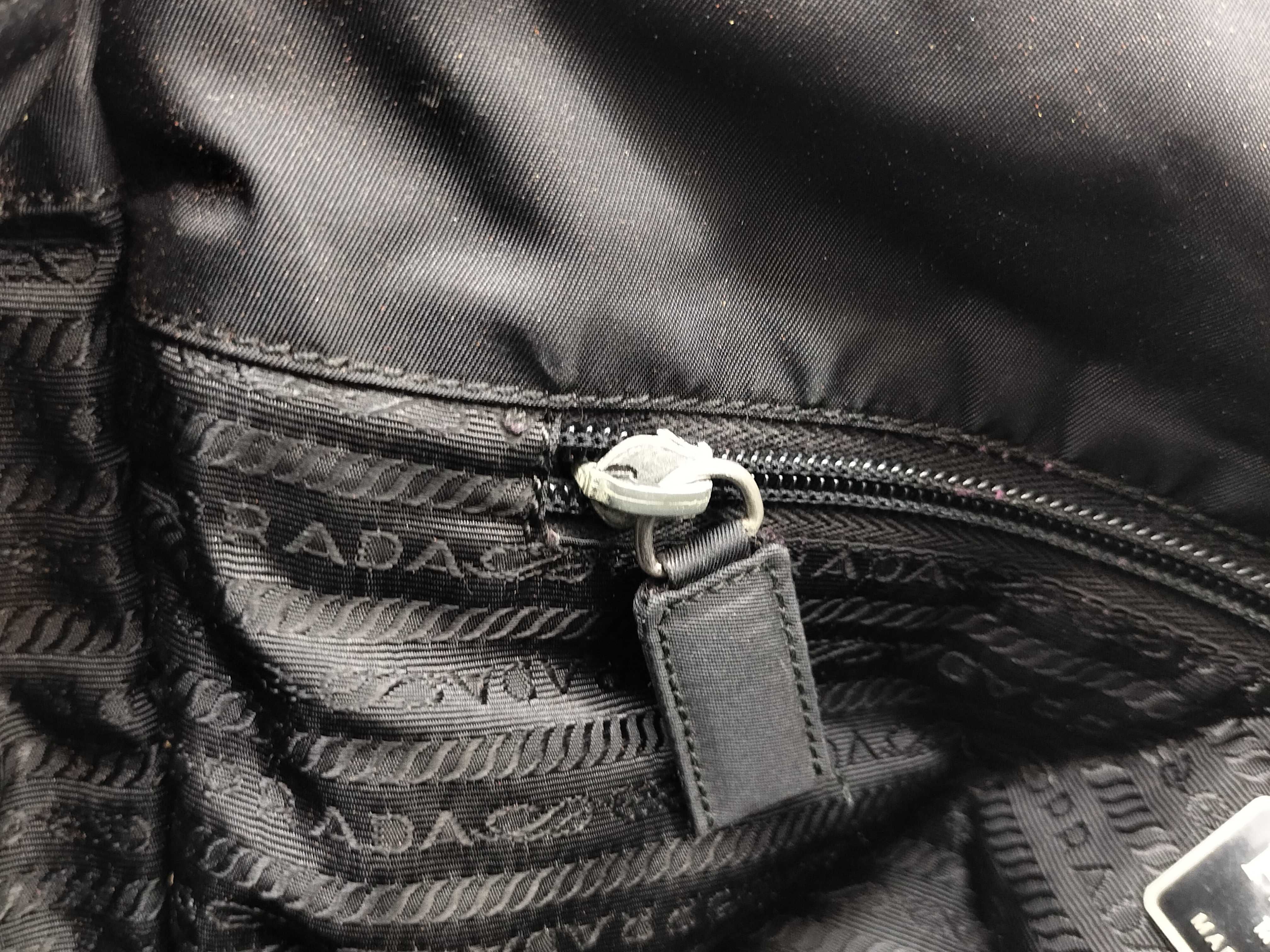 nylon shoulder bag with buckle. — view 14