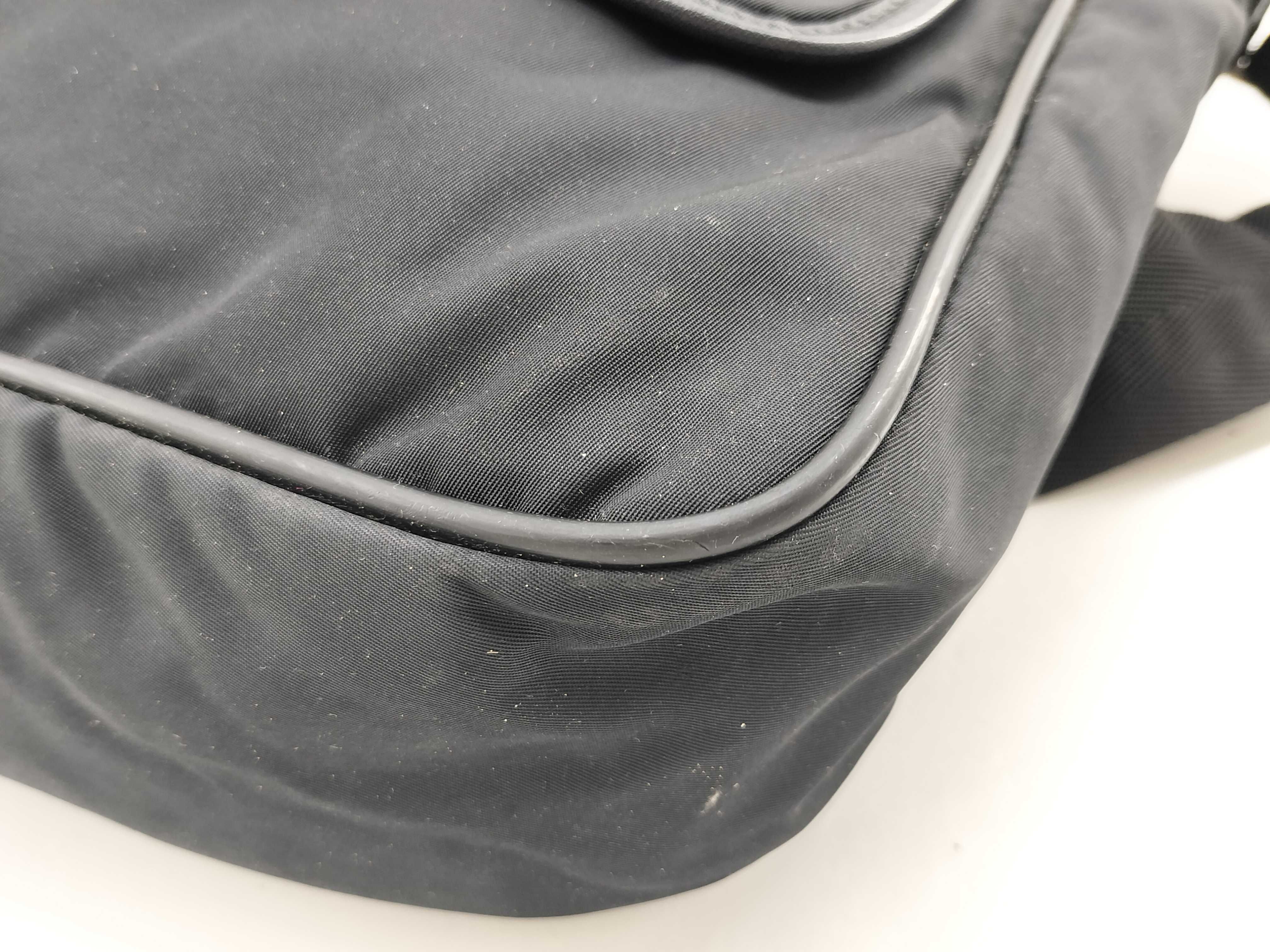 nylon shoulder bag with buckle. — view 6