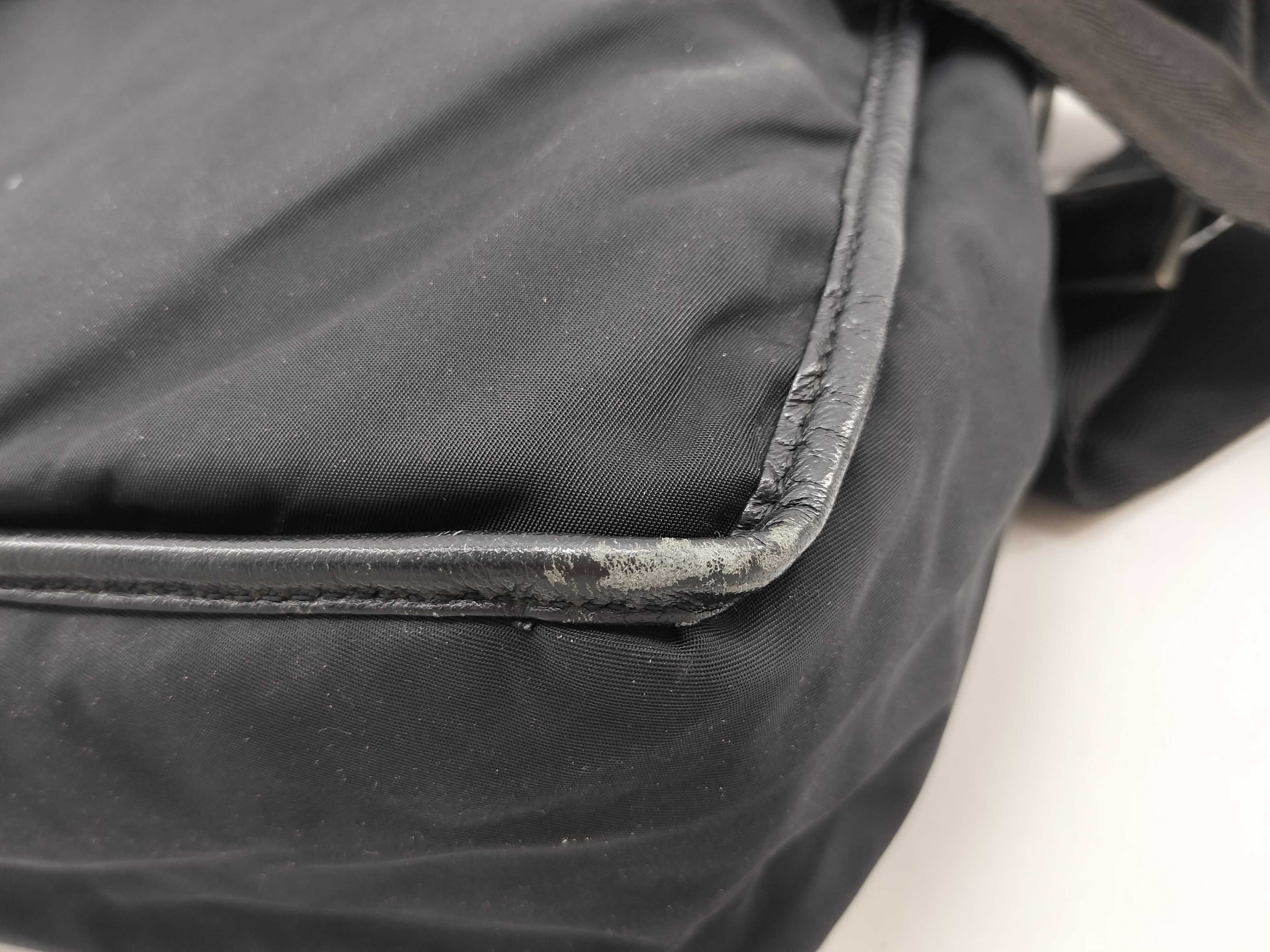 nylon shoulder bag with buckle. — view 7
