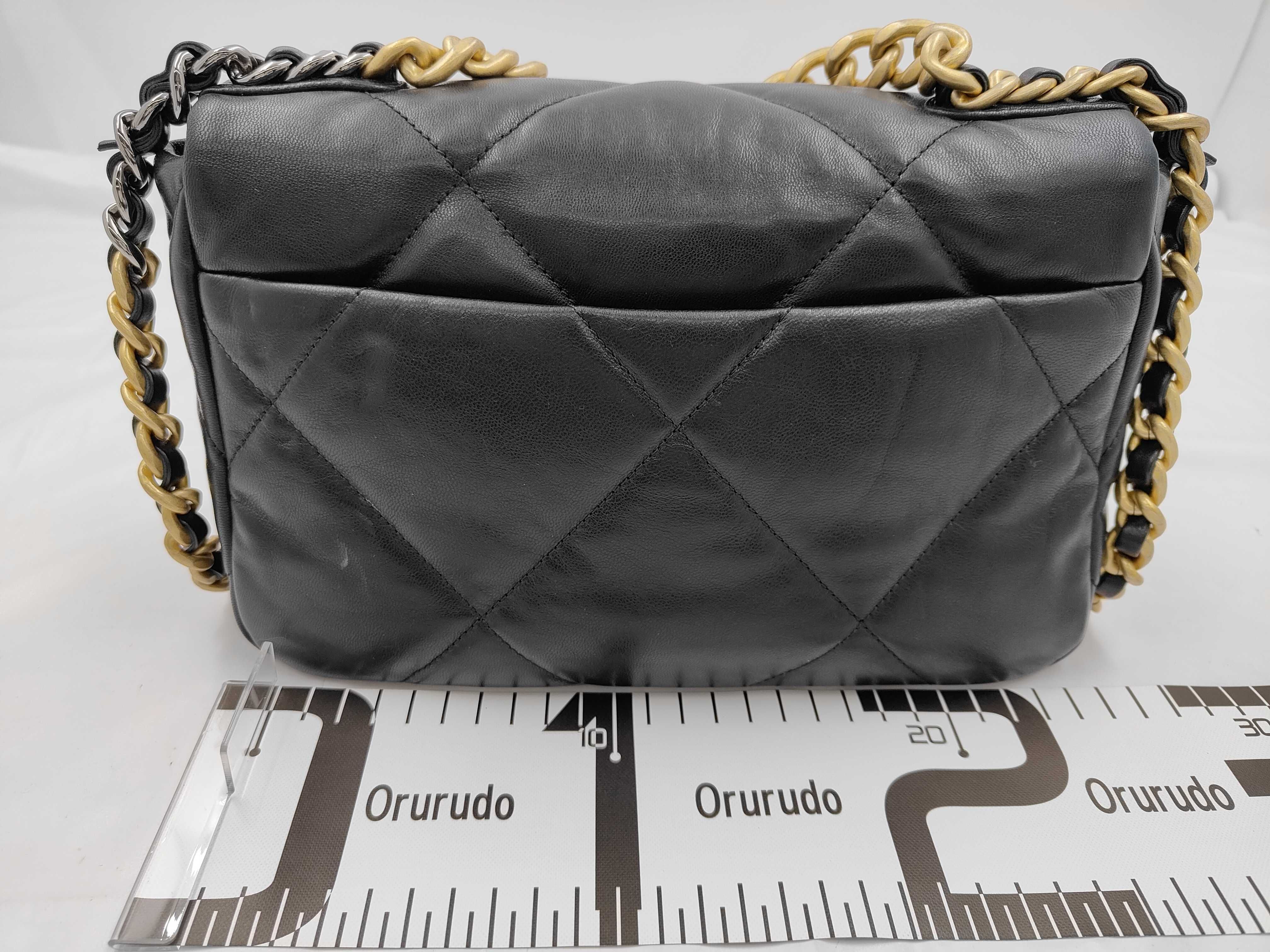 19 Bag, Serial Number 30s, Lambskin, Black, Gold — view 2