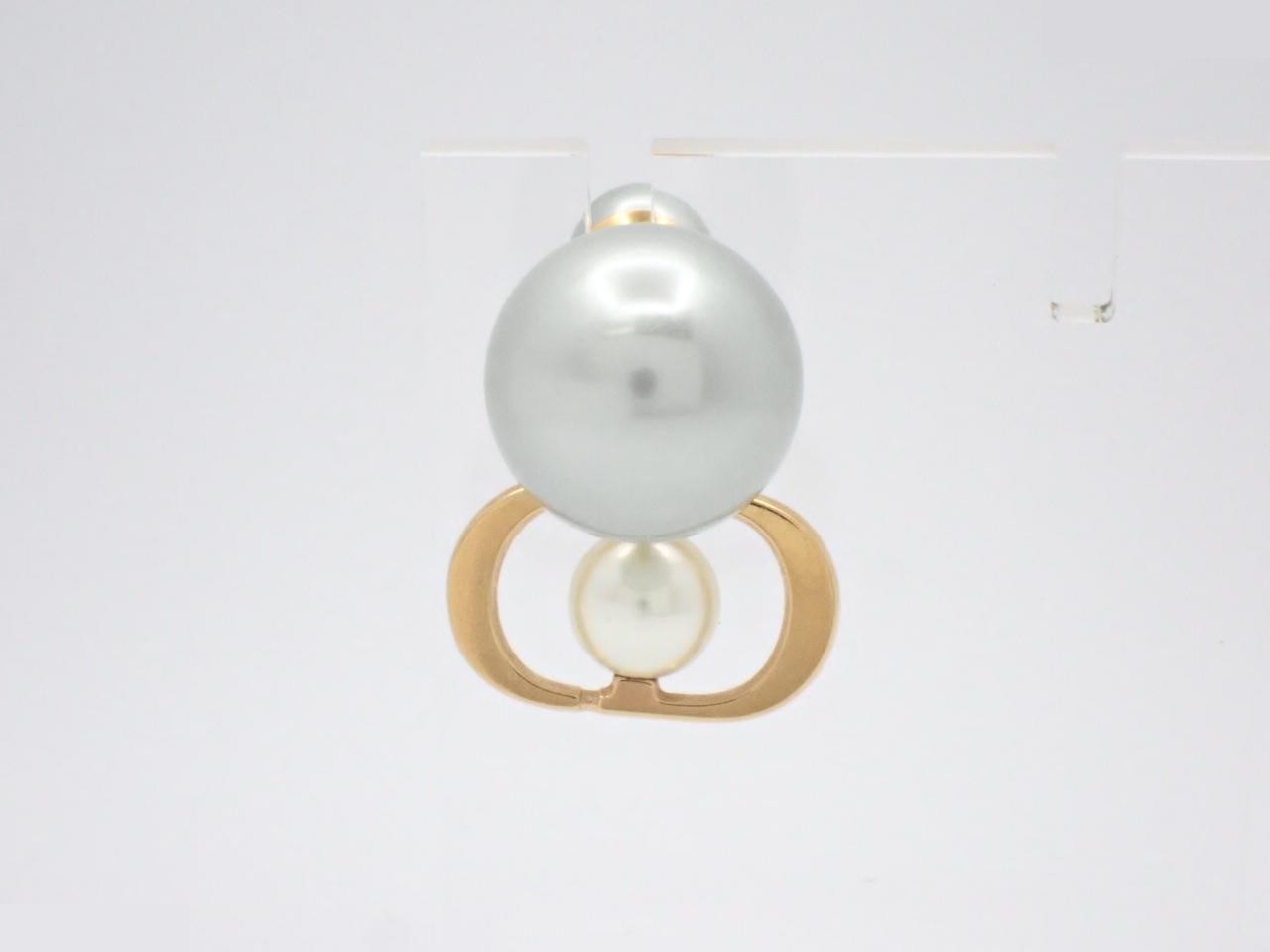 pearl earring (single earring only) — view 2
