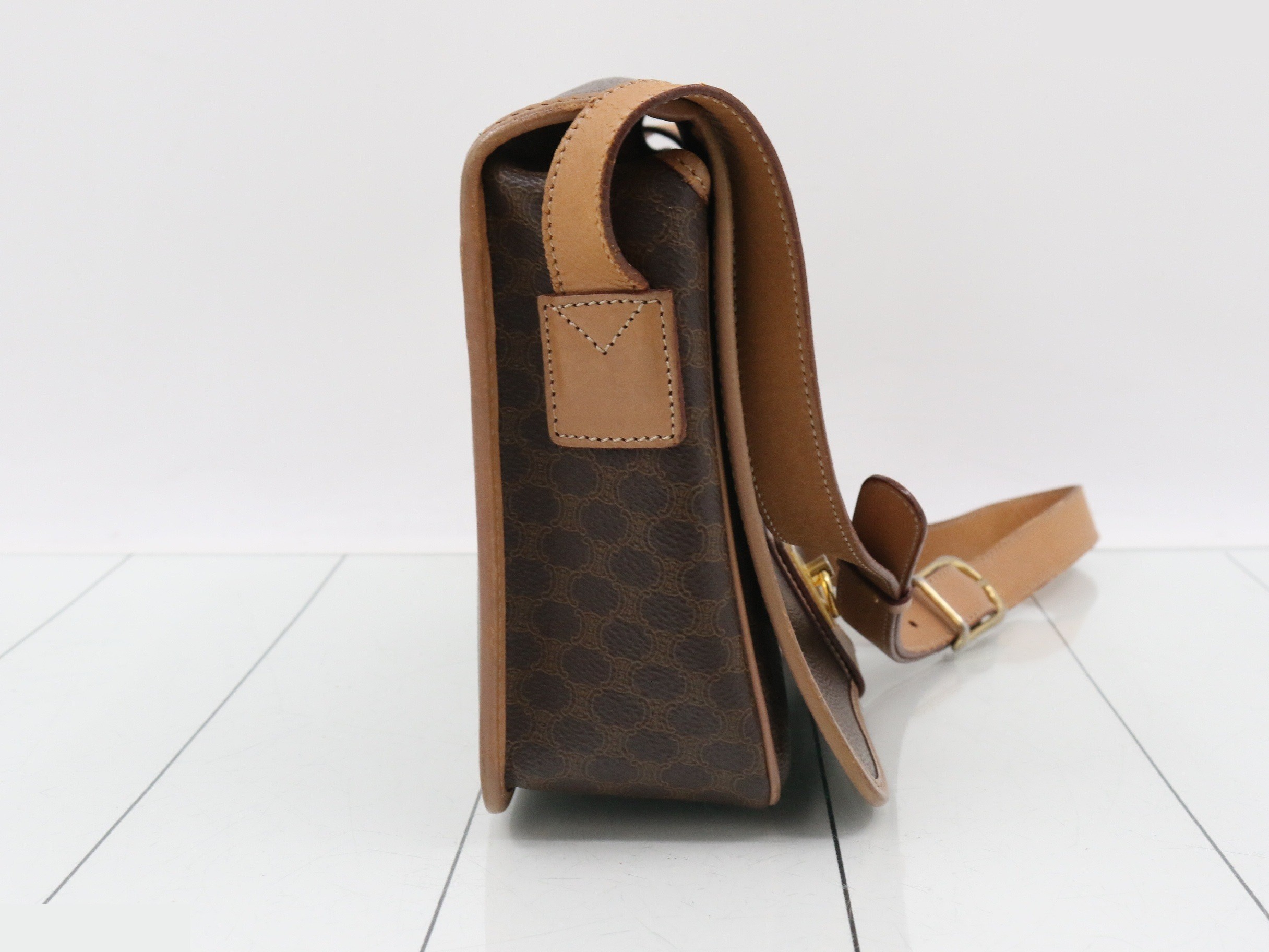 MACADAM SHOULDER MESSENGER BAG GHW — view 4