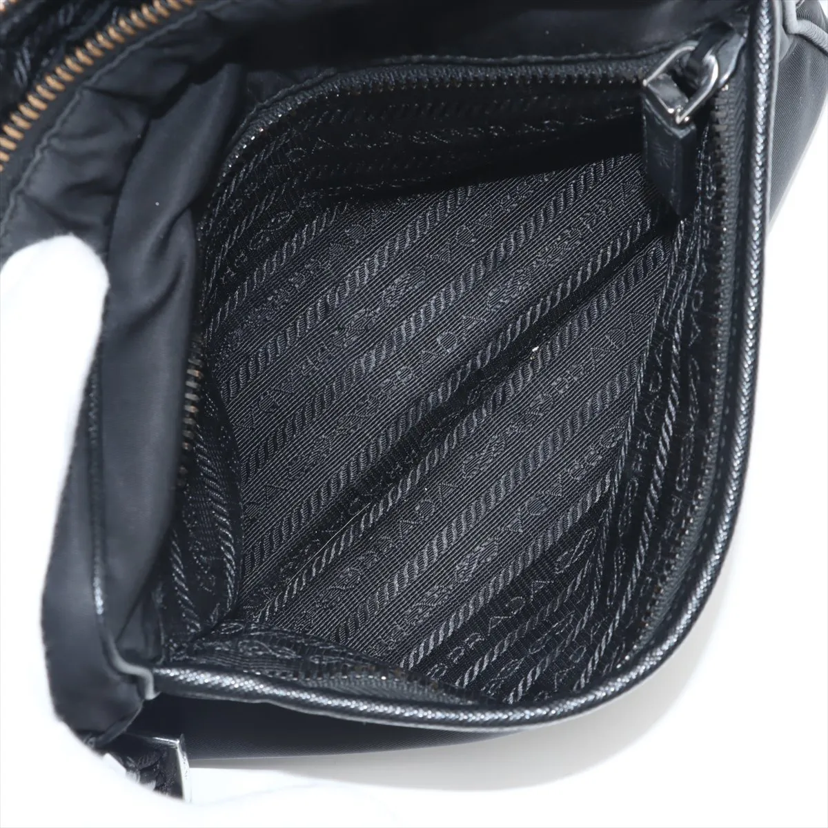 Tessuto Nylon x Leather Shoulder Bag Black — view 8