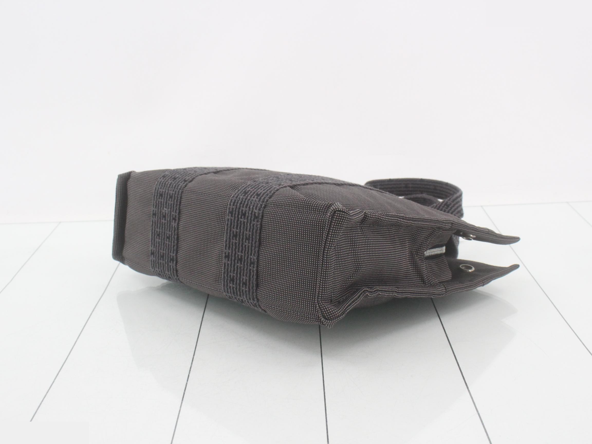 Airline PM Tote Bag, Padlock, 2 Keys — view 6