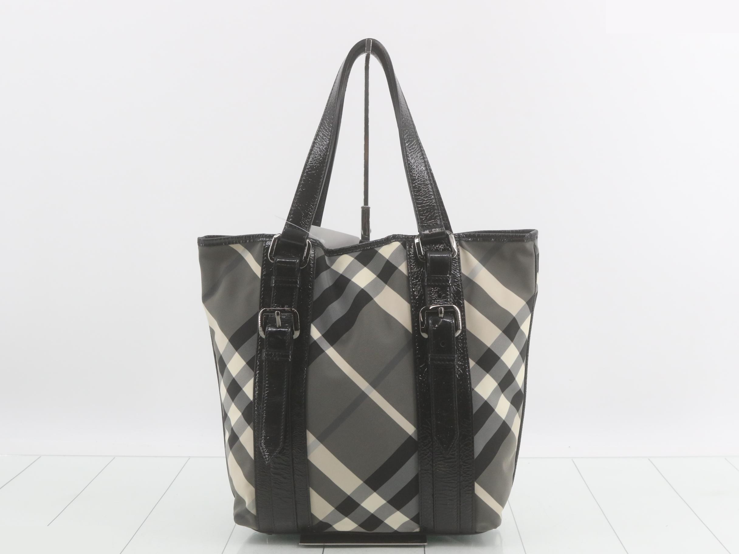 Other lines: Bags and tote bags
