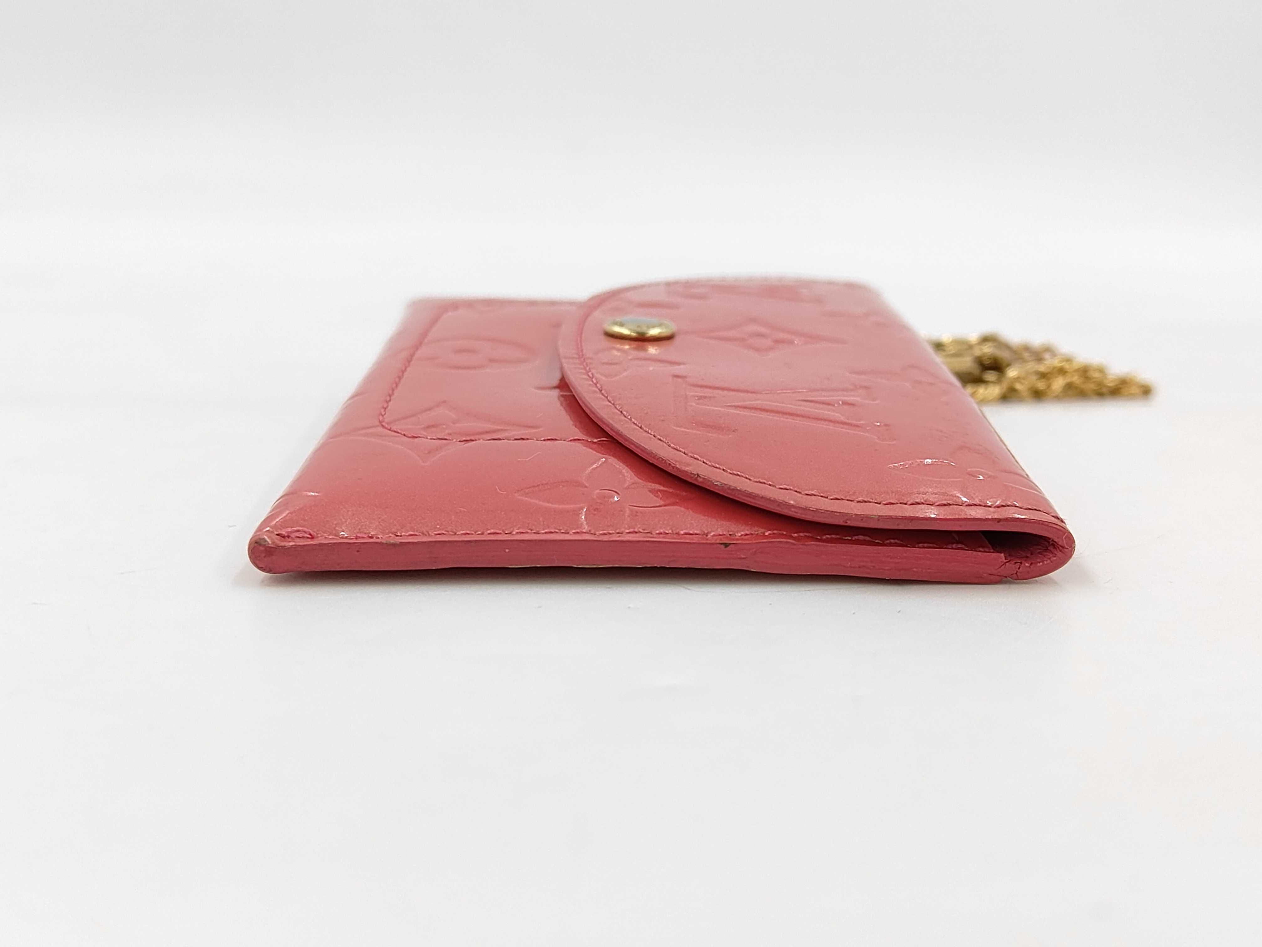 Monogram Vernis Enveloppe Platte M919AF Coin Case — view 3