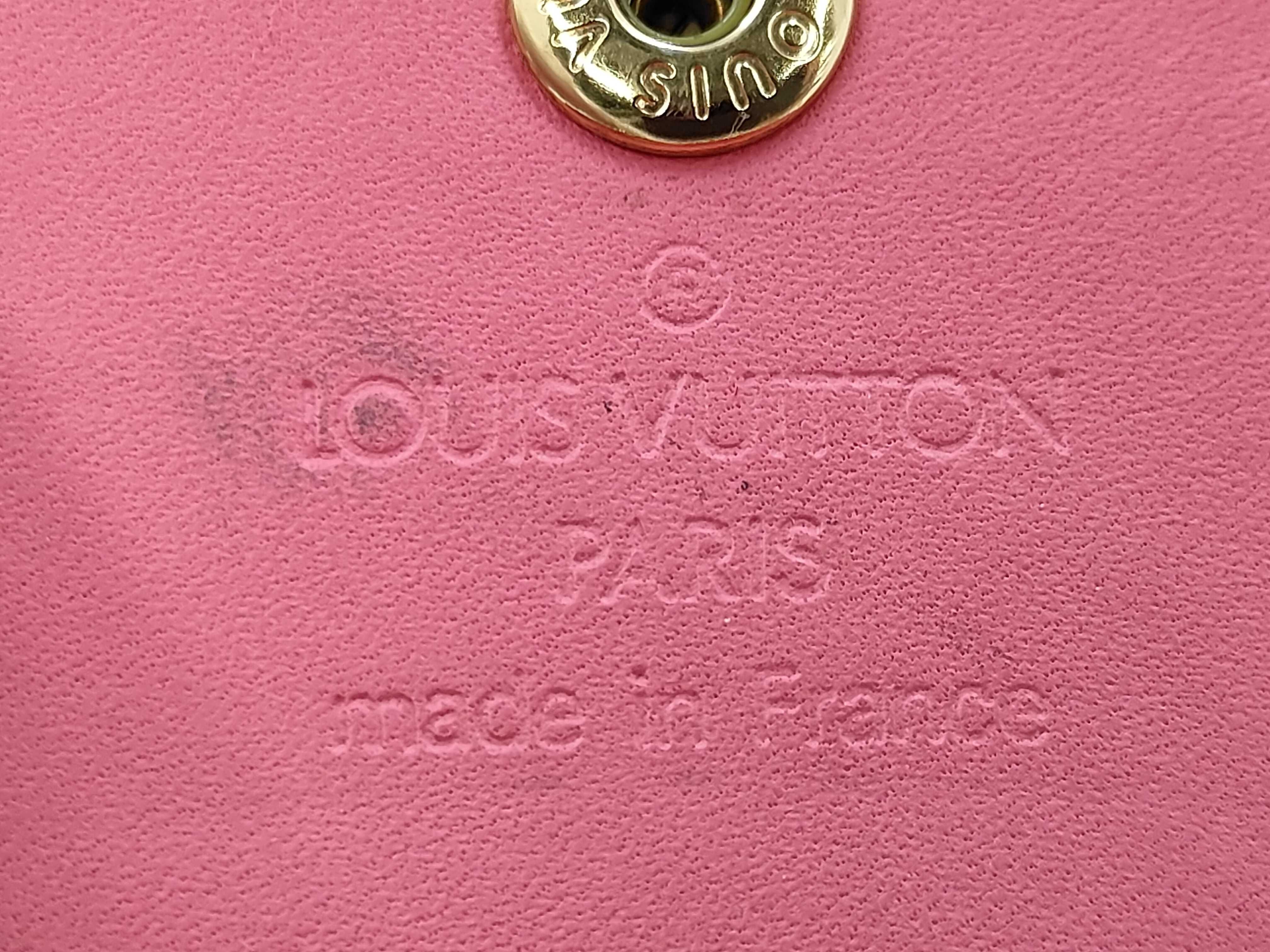 Monogram Vernis Enveloppe Platte M919AF Coin Case — view 9