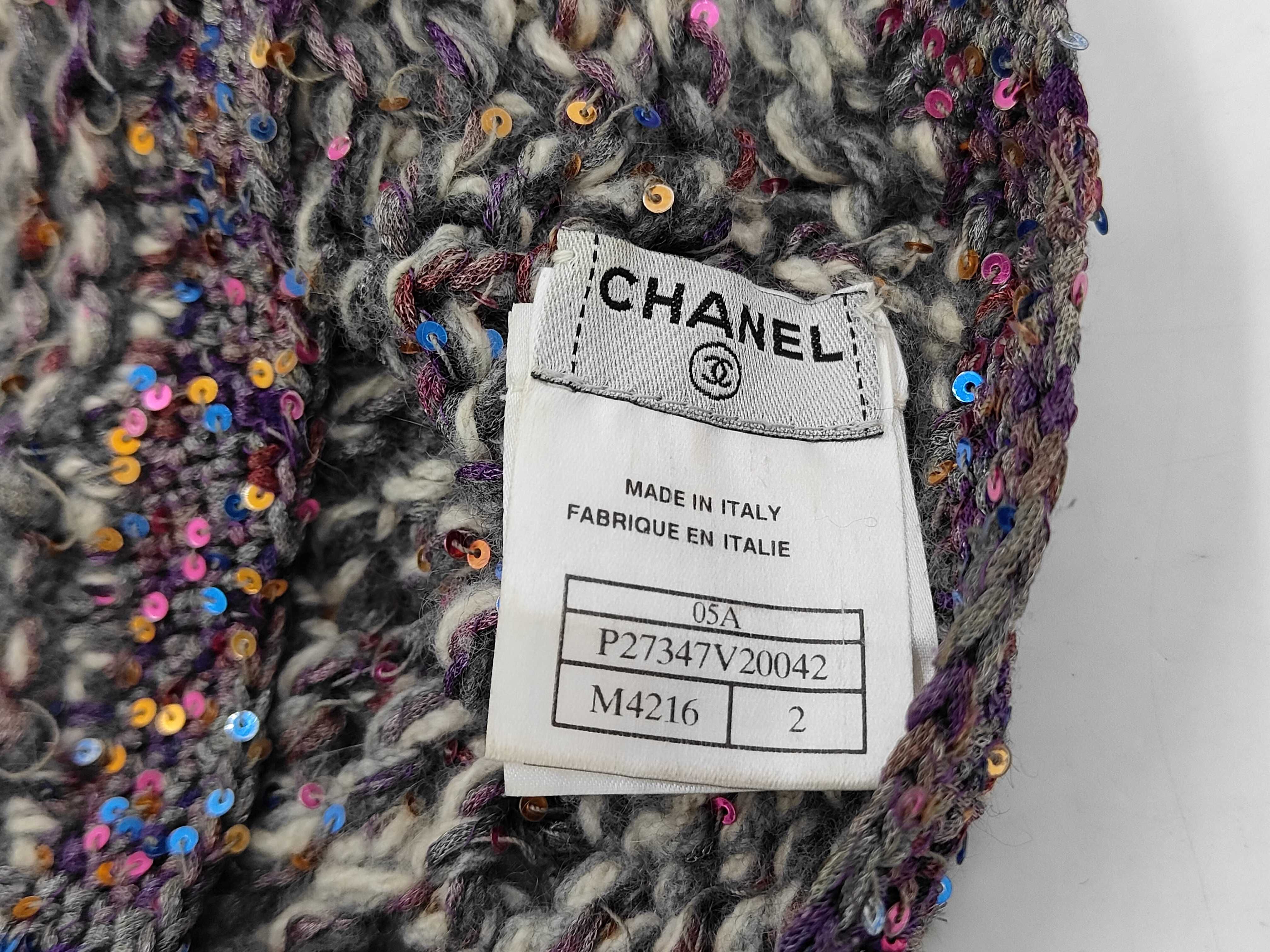 hats and other accessories — view 4