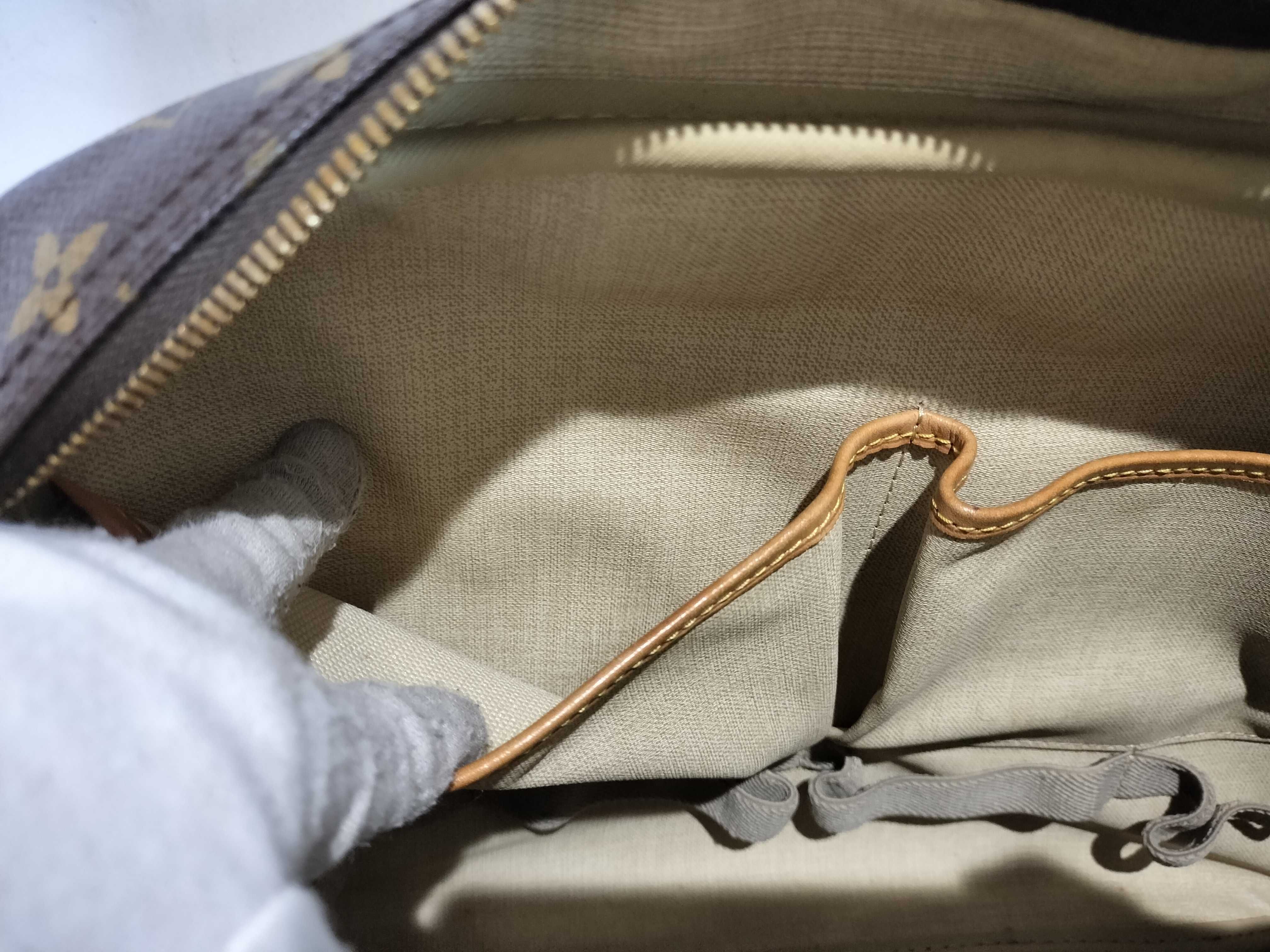 Monogram M47270/Deauville/Made in 1997/Interior stains Handbag — view 13