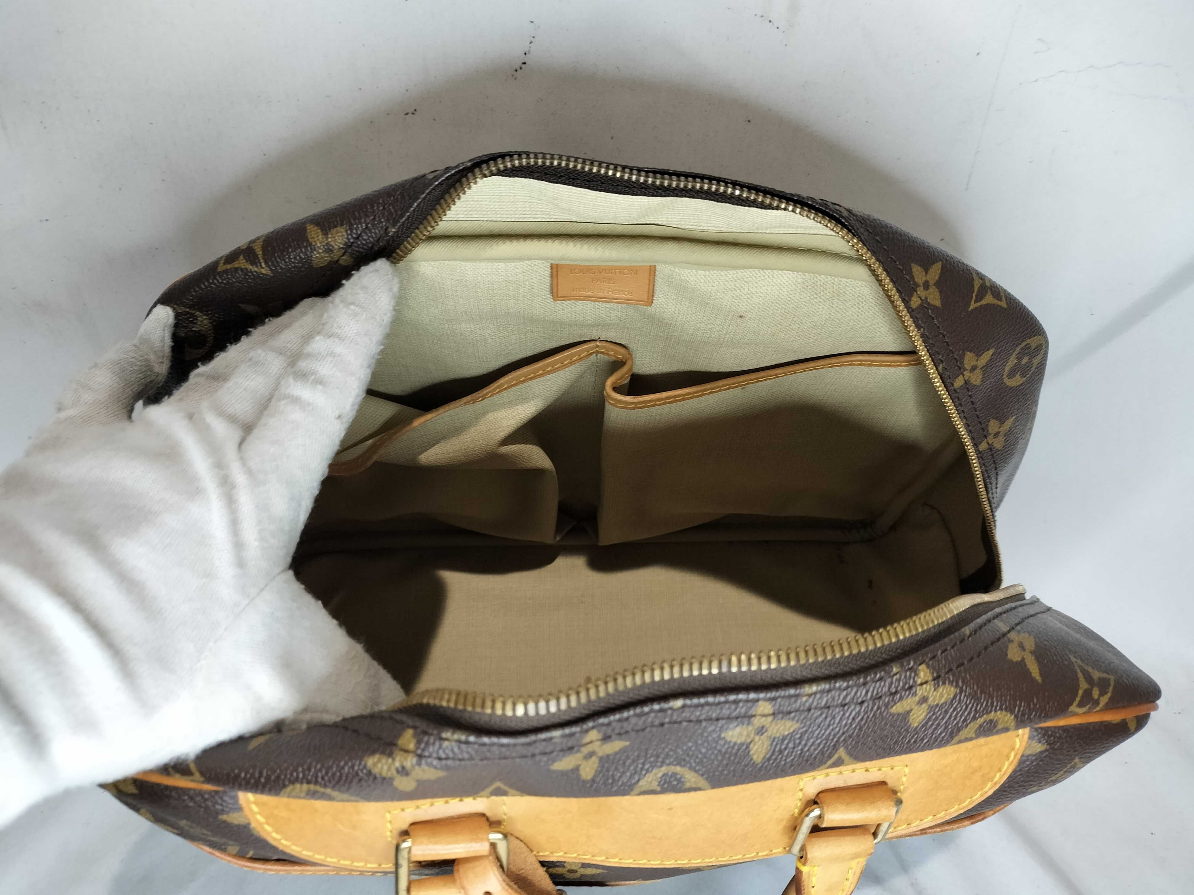 Monogram M47270/Deauville/Made in 1997/Interior stains Handbag — view 10