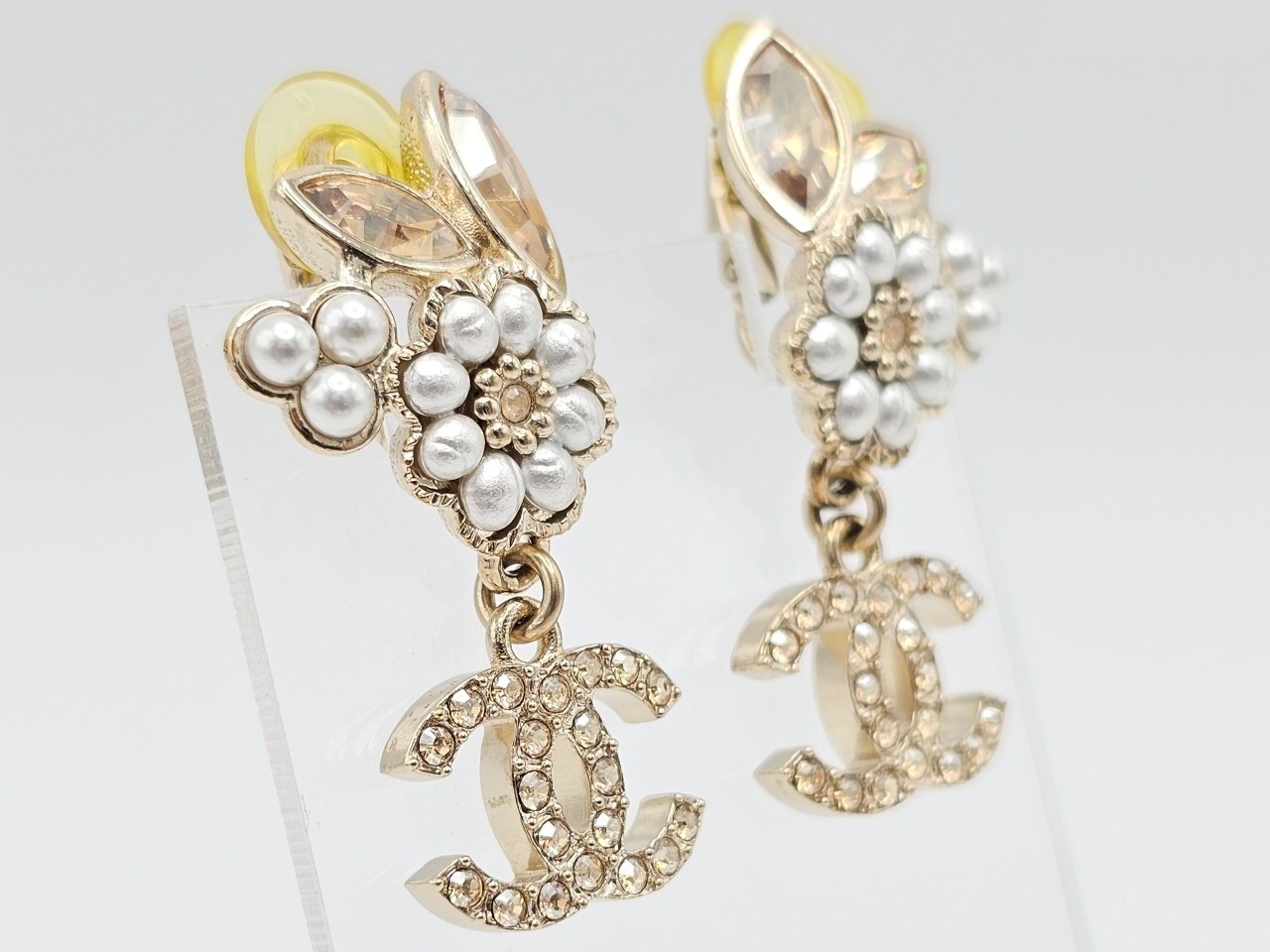 earrings B22K — view 2