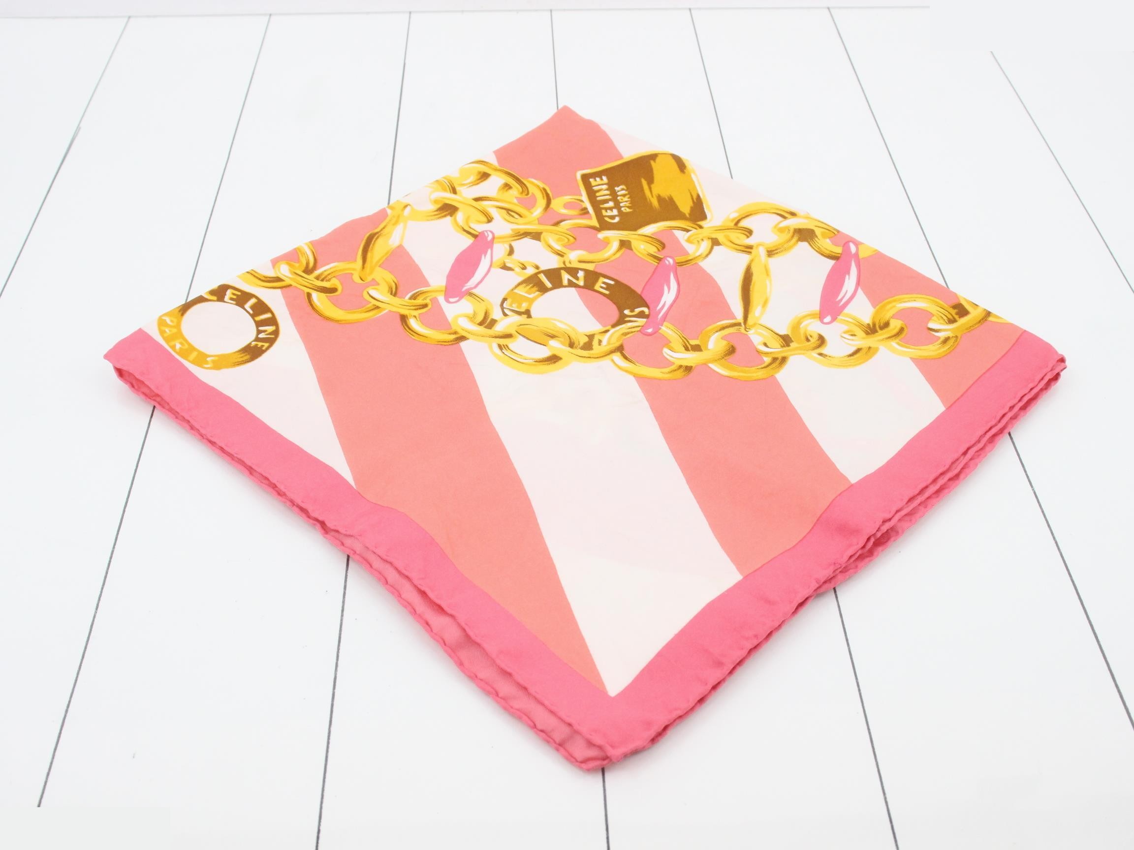 Other lines: Small items, accessories, scarves — view 2