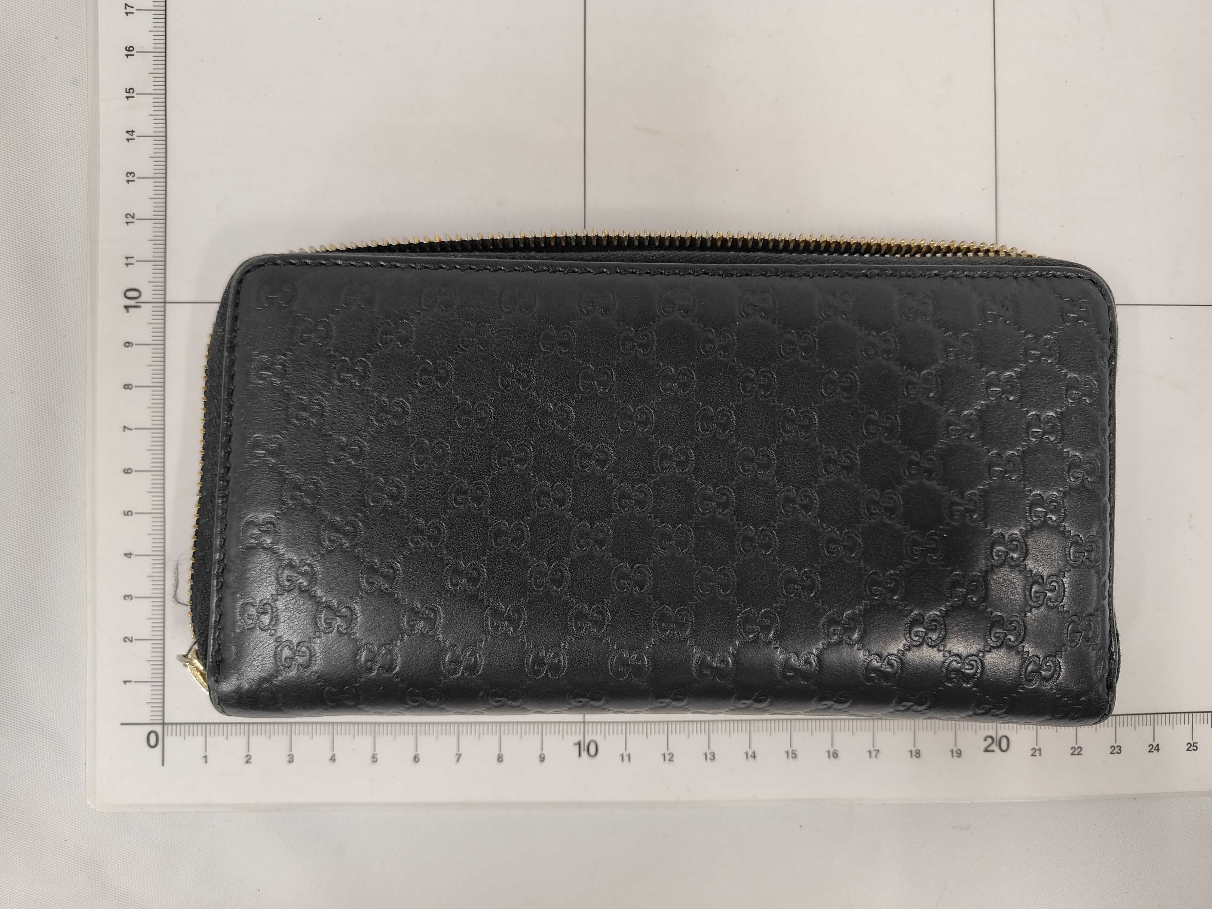 388630 Guccissima Round Zipper Black Wallet — view 2