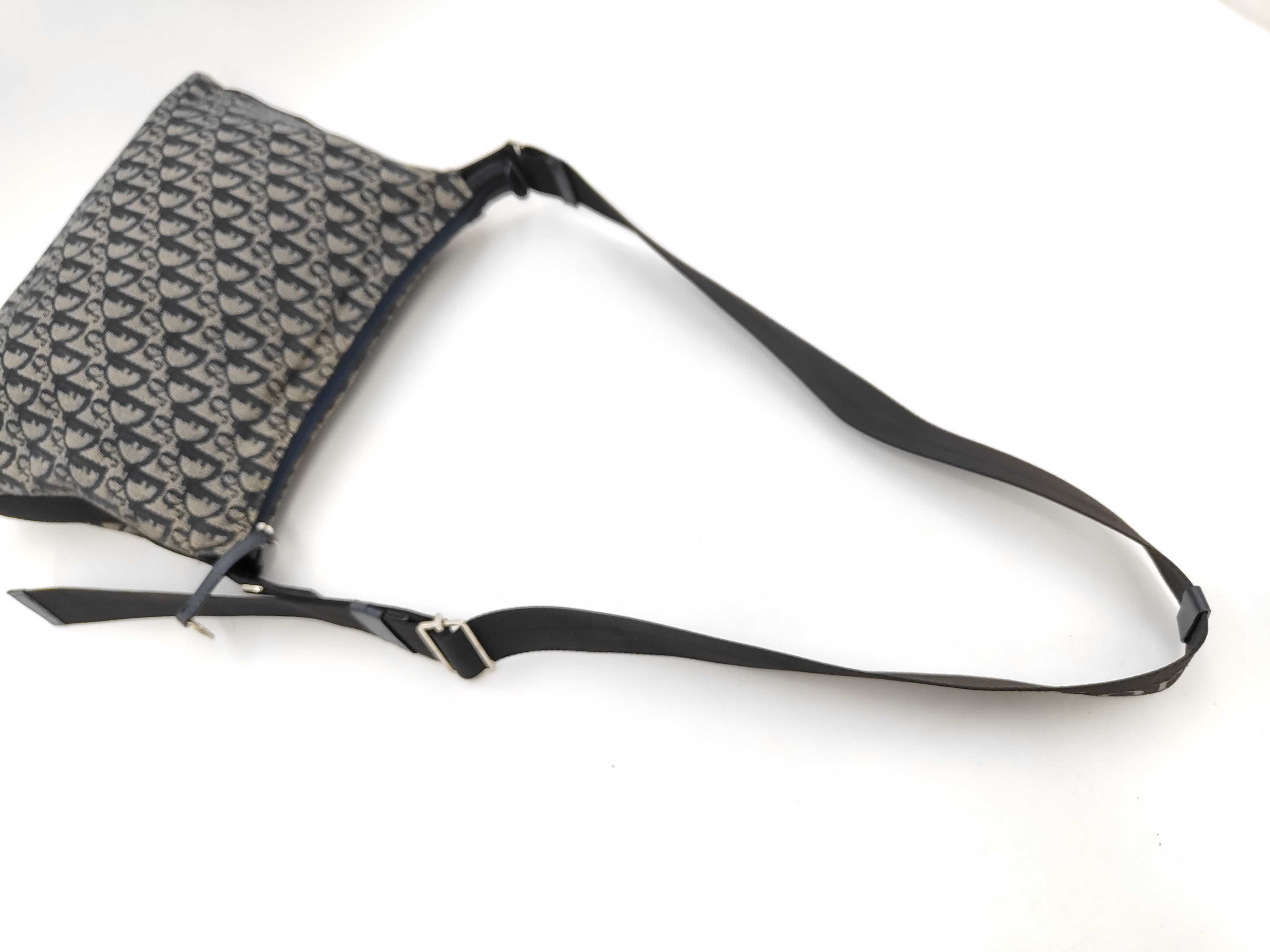 Trotter Oblique Vintage Old Shoulder Bag — view 4