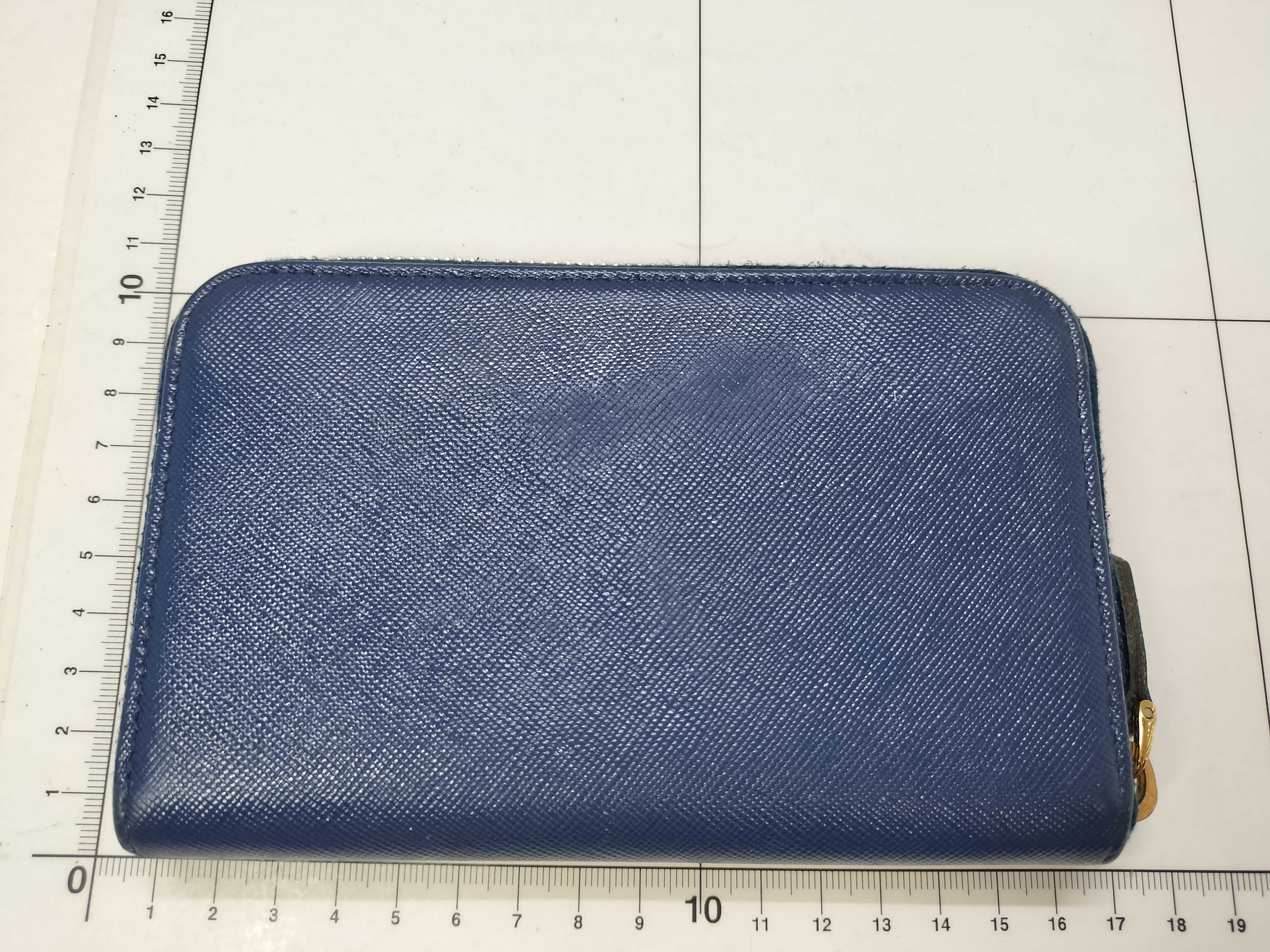 Round Zip Long Wallet Saffiano Blue Wallet — view 2