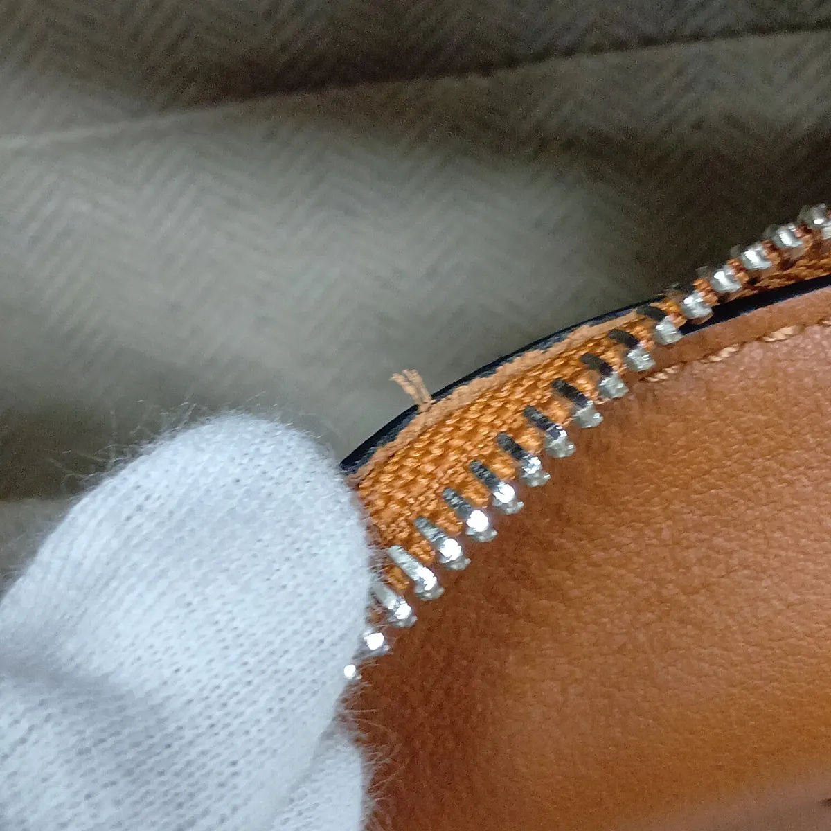 Puzzle Bag Small Leather 2-Way Handbag Brown — view 13
