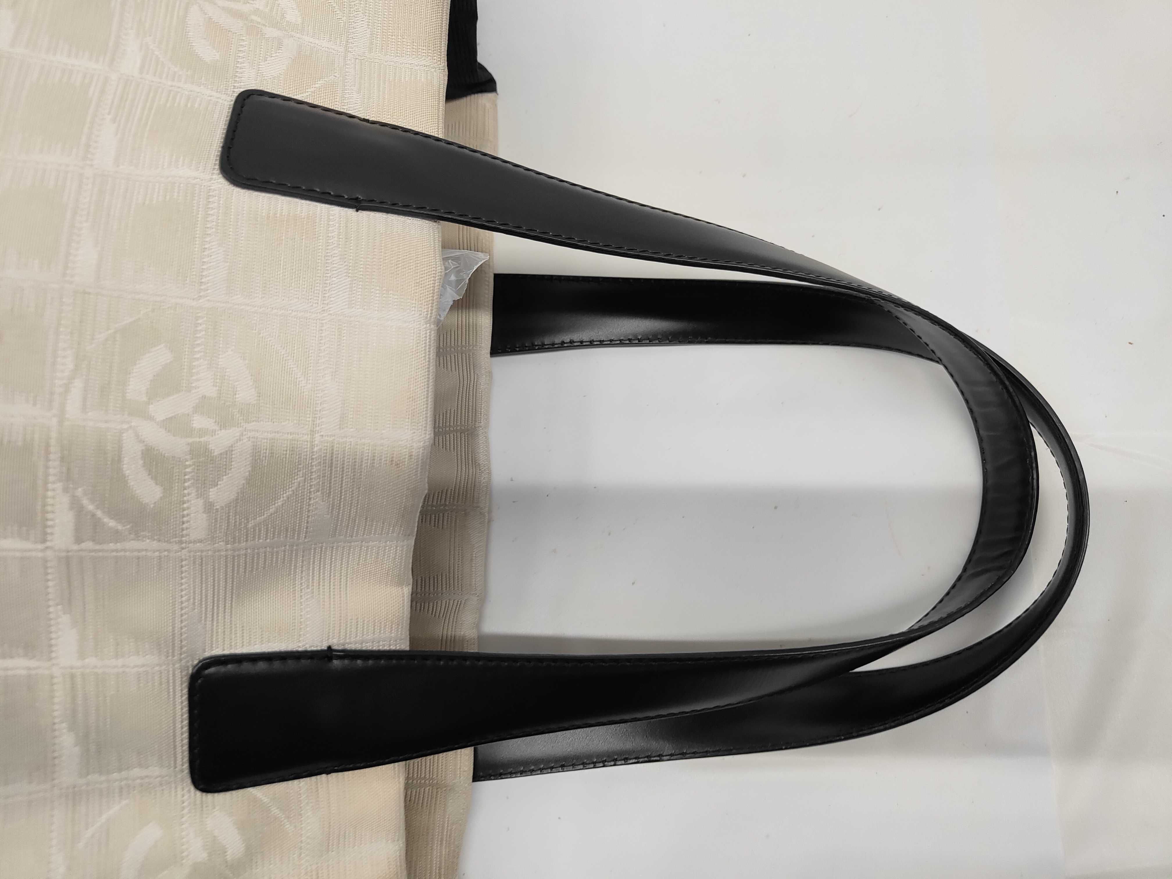 New Travel Line Bicolor Tote Bag (with serial seal and boutique seal) — view 6